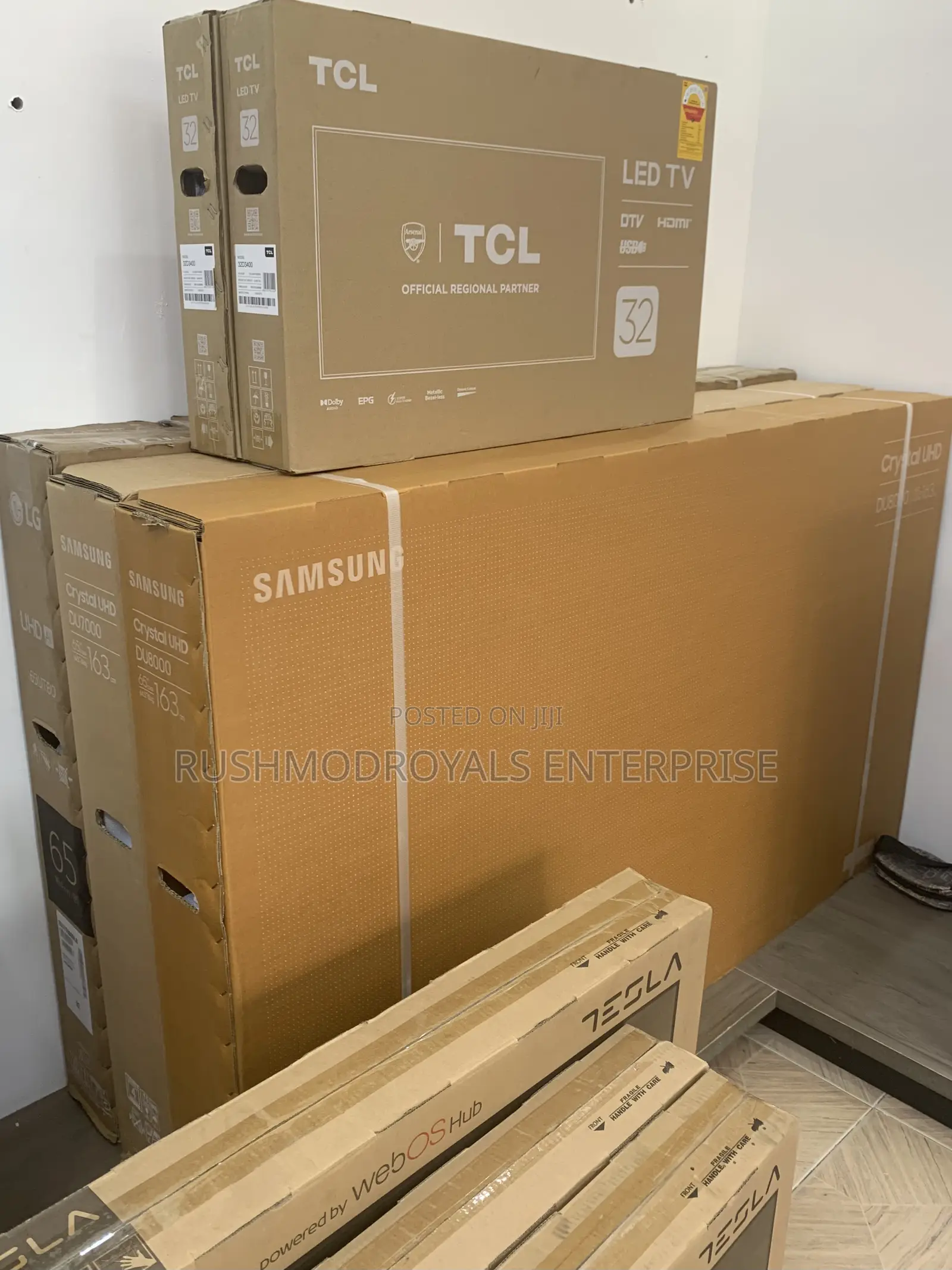 Samsung 65" Du8000 Smart Tv With Elegant Upscaling