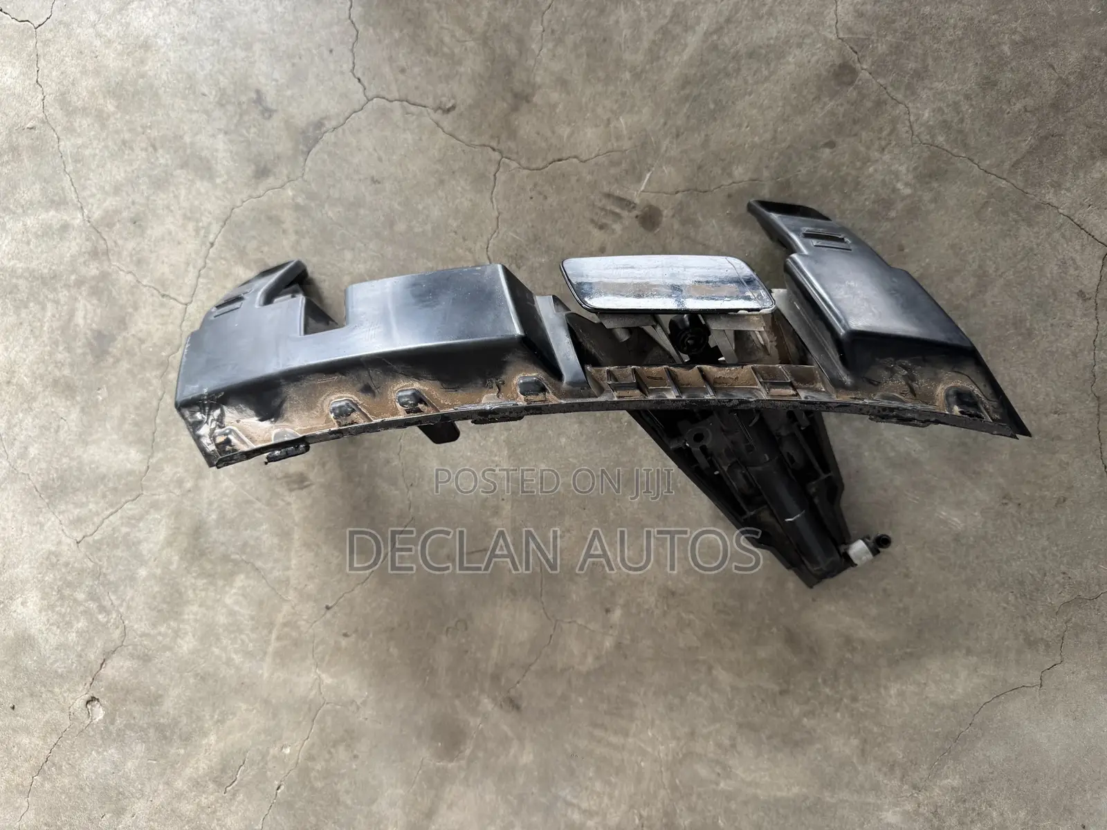2014 2015-2017 Range Rover Sport Front Bumper Left Top Bracket