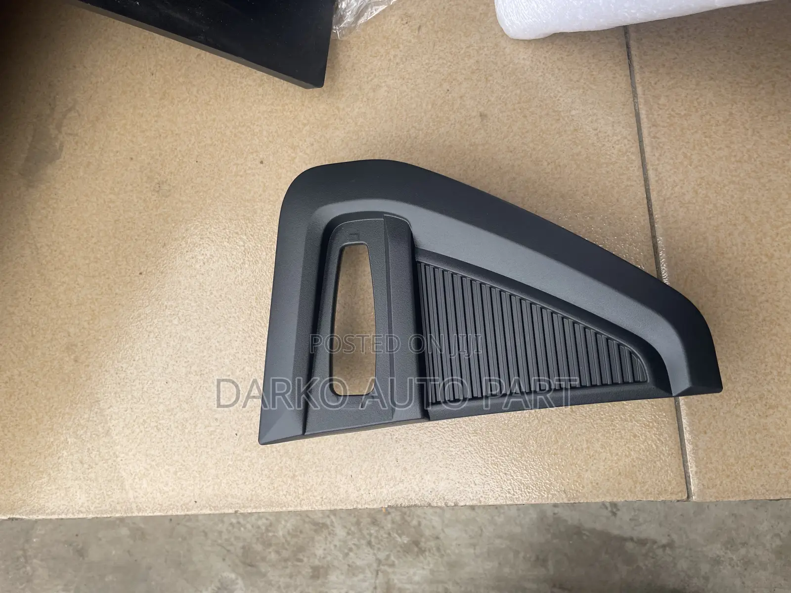 2020-2024 Mitsubishi Outlander Sport Front Left Side Fender Corner