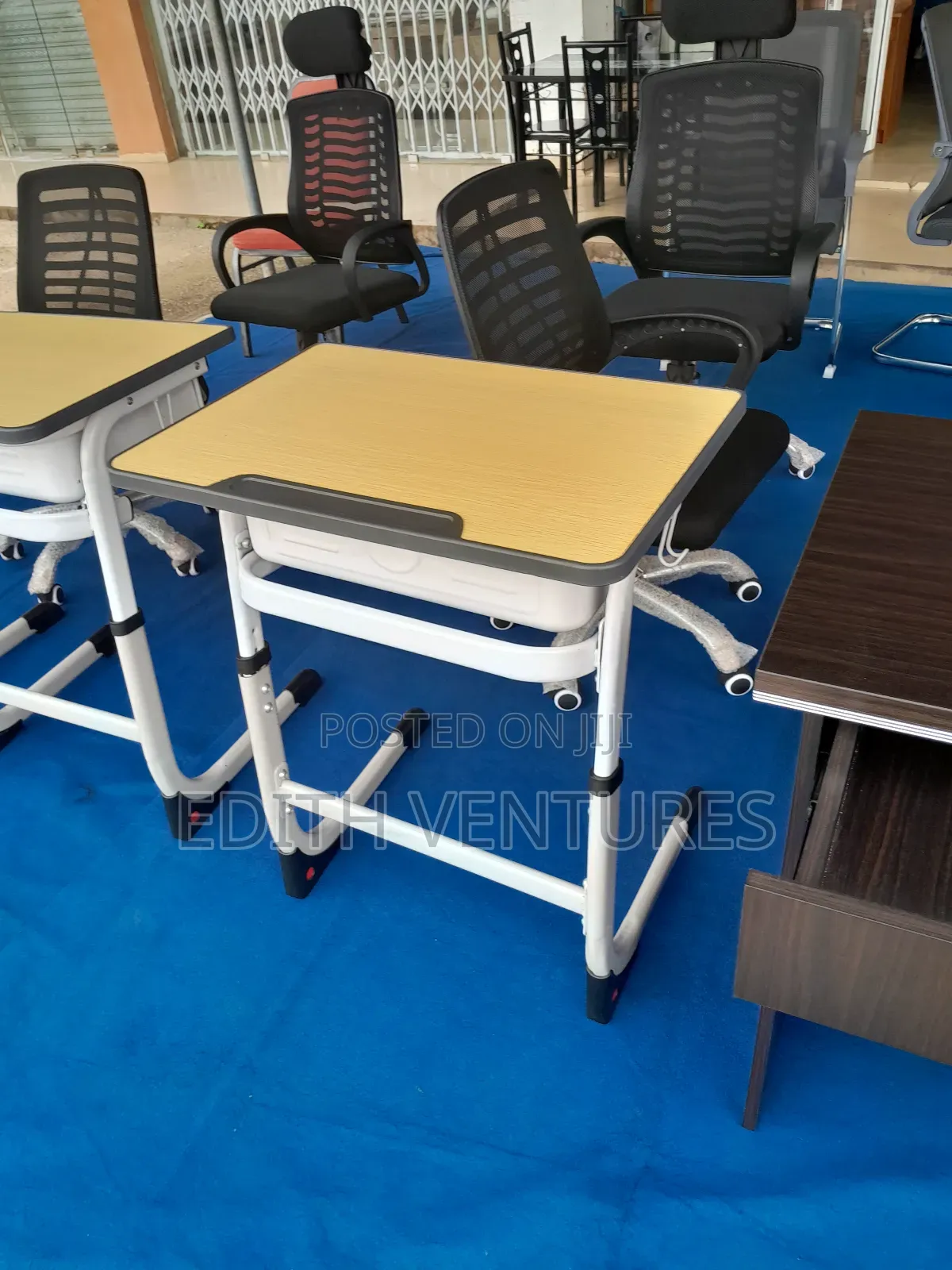 Zalt Study Desk