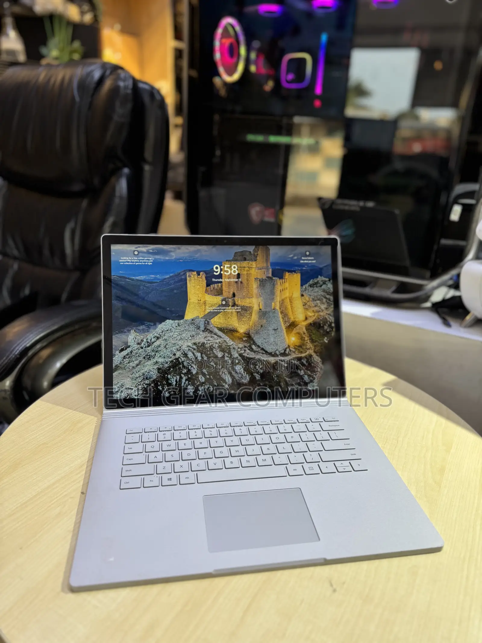 Laptop Microsoft Surface Book 2 16GB Intel Core I7 SSD 256GB