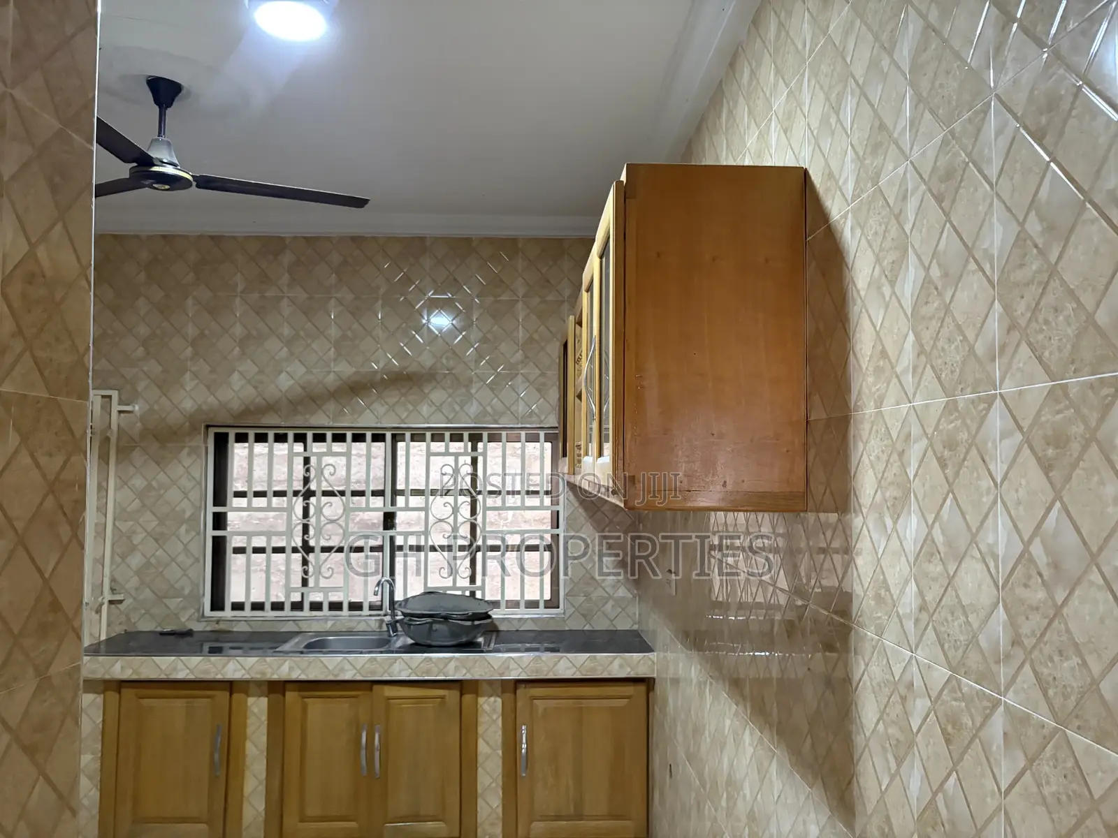 2bdrm House in Sokoban Wood Village, Kumasi Metropolitan for rent