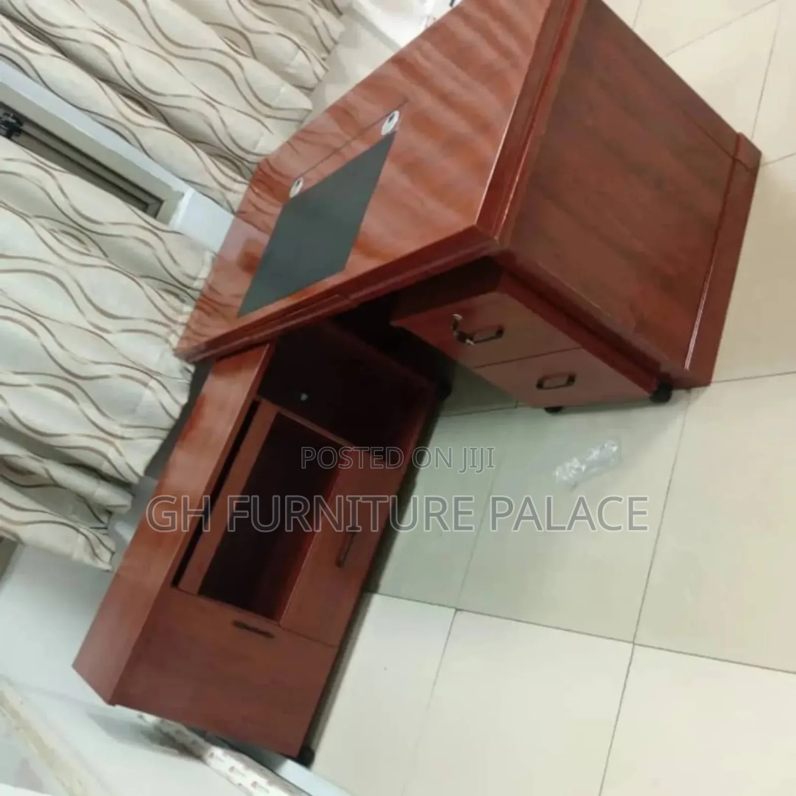 Executive Table For Sale
