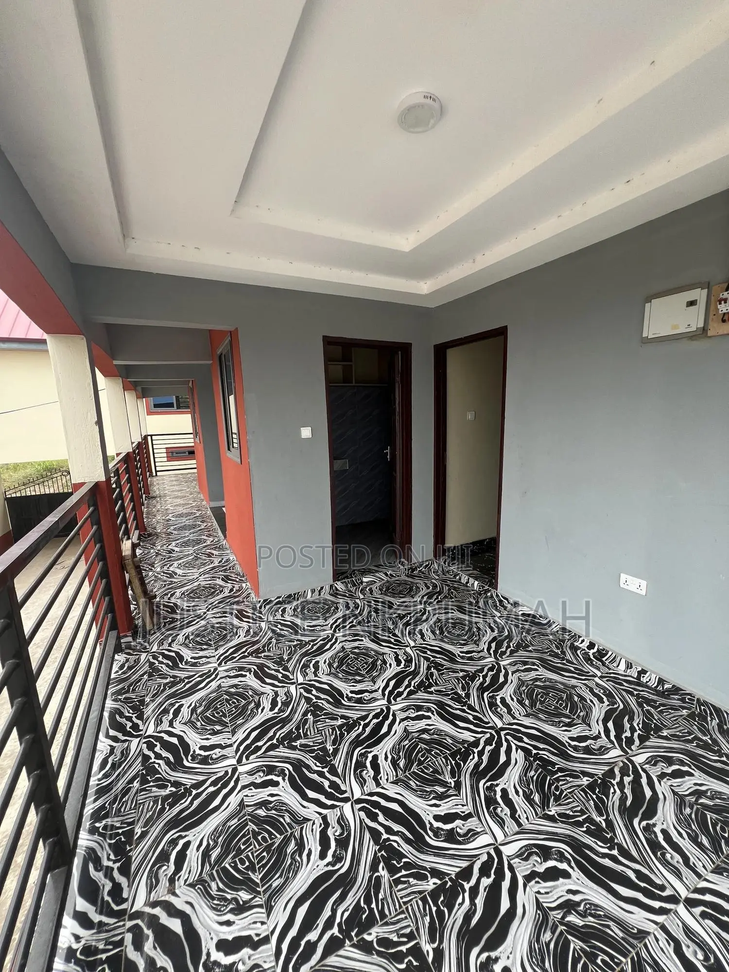 1bdrm Apartment in Mr Justice Estate, Old Barrier for rent