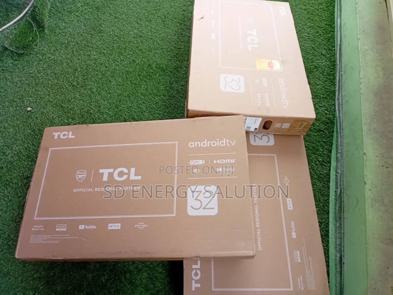 Outstanding TCL 32inches Smart Gleeful Tv