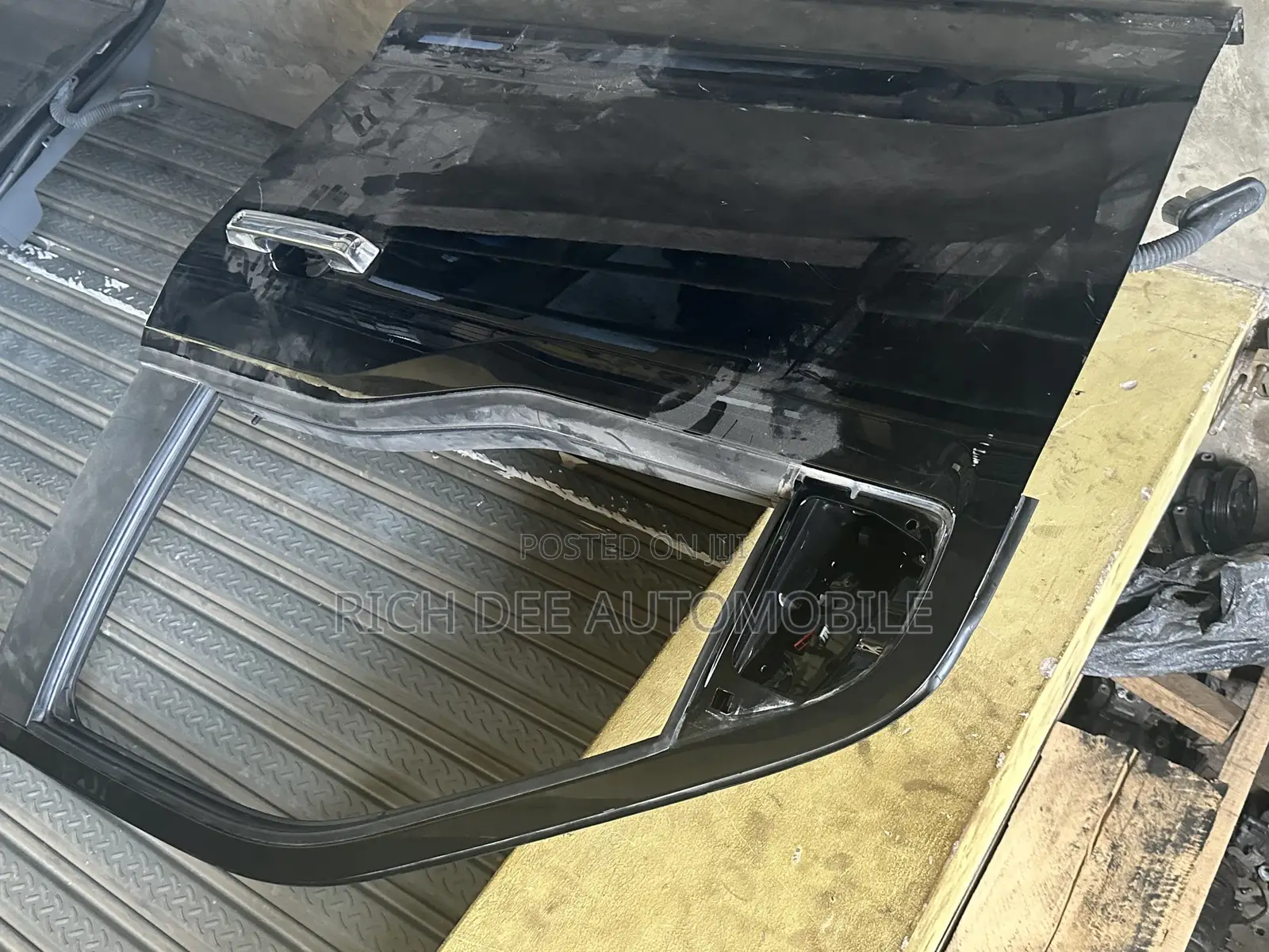 Ford F150 2023 Door Front Left