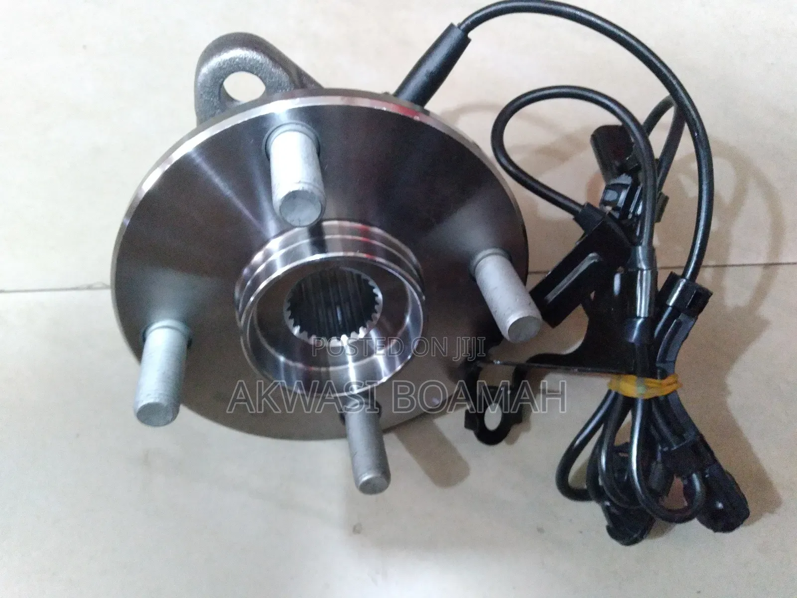 Toyota Yaris 2013/2016 Front Wheel Hub 1pc