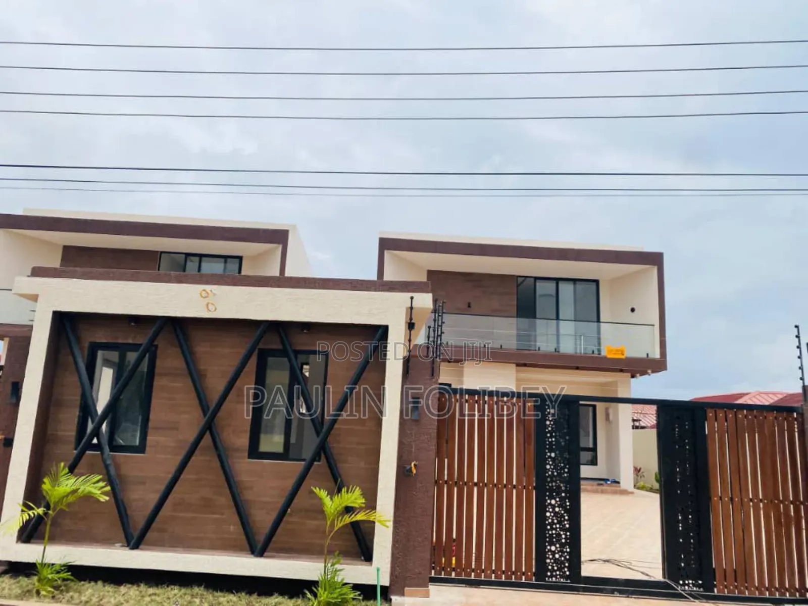 5bdrm Duplex in Dg Property, Oyarifa for sale