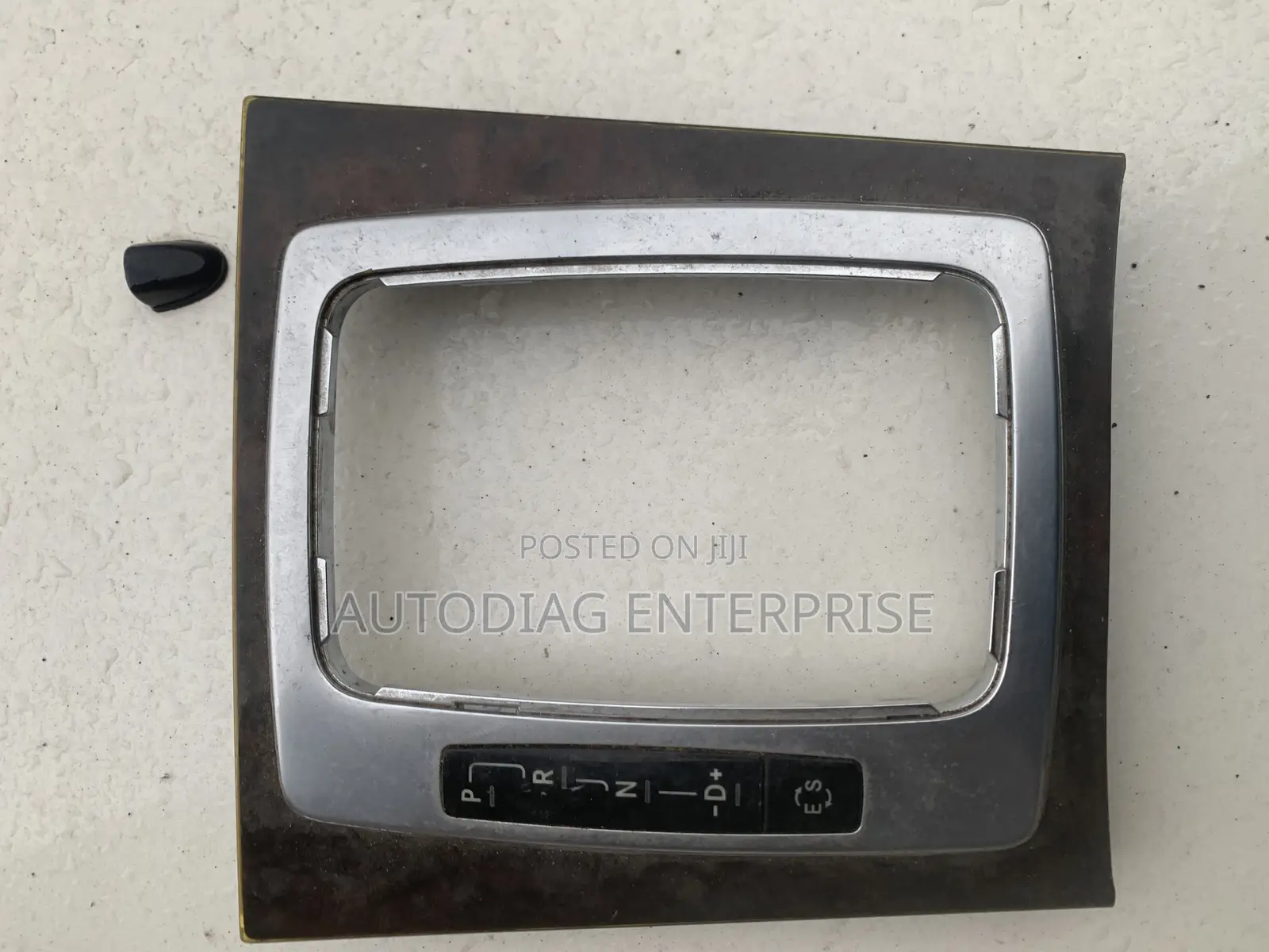 Mercedes Shifter Wood Trim Bezel