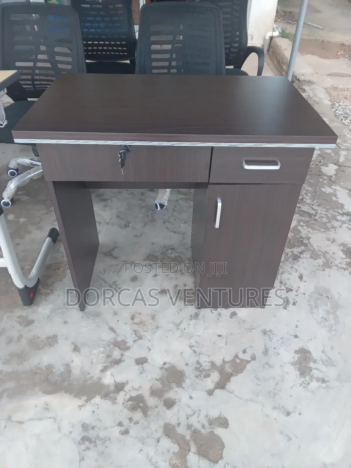 Colloquy Office Table