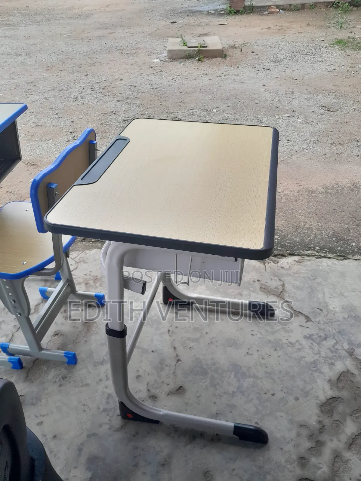 Bash Study Desk
