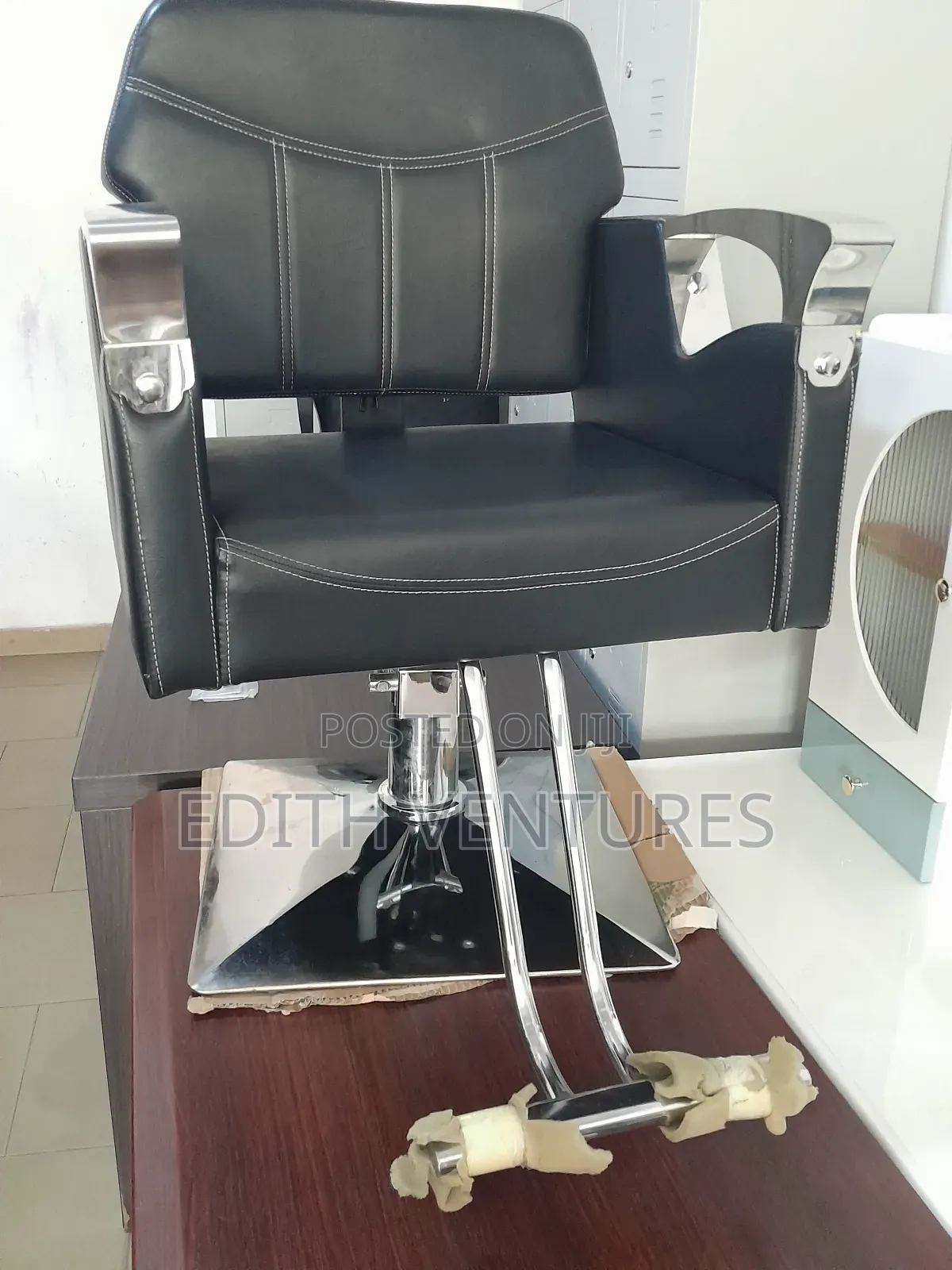 Soirée Salon Chair