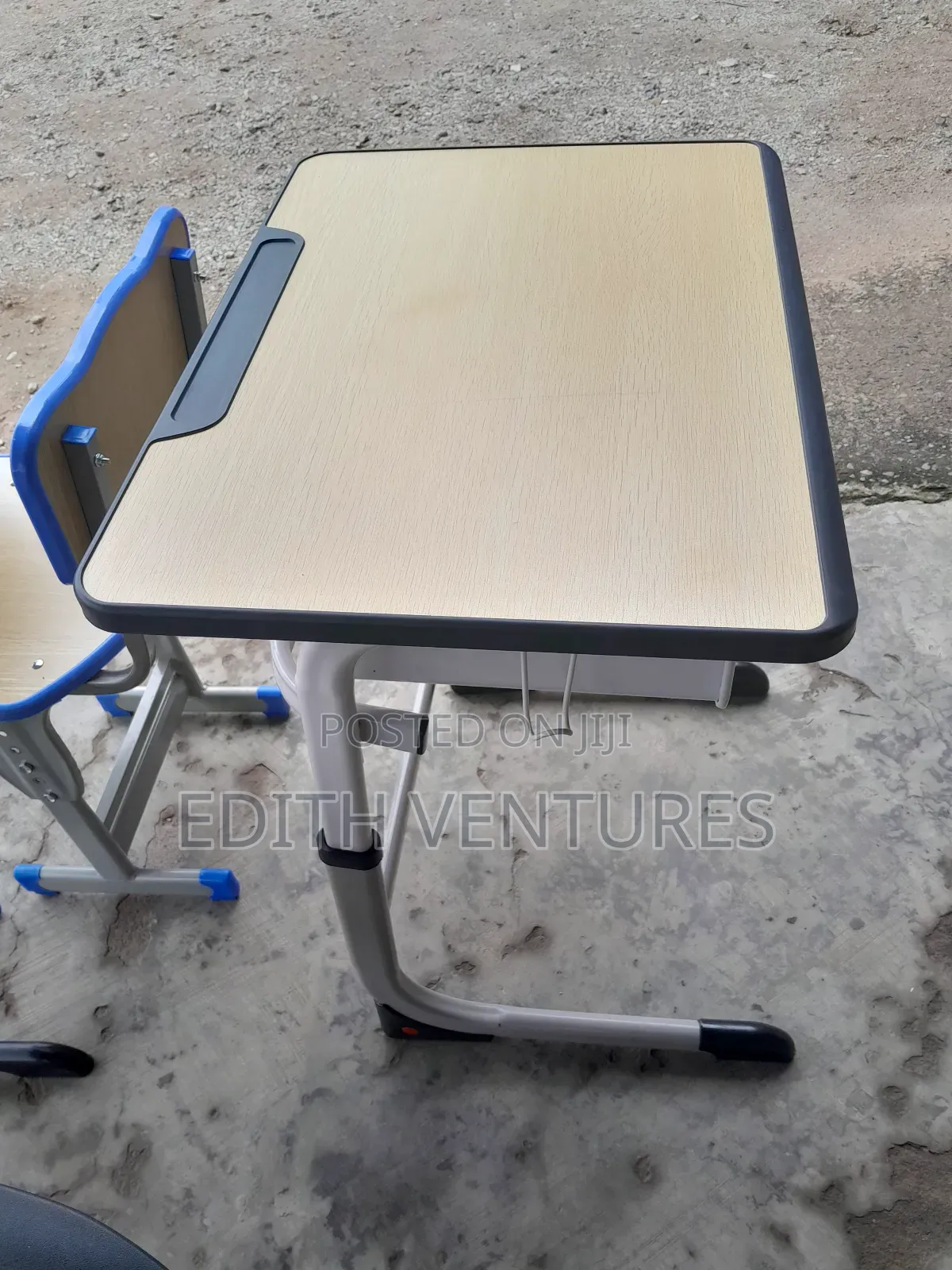 Cogs Study Desk