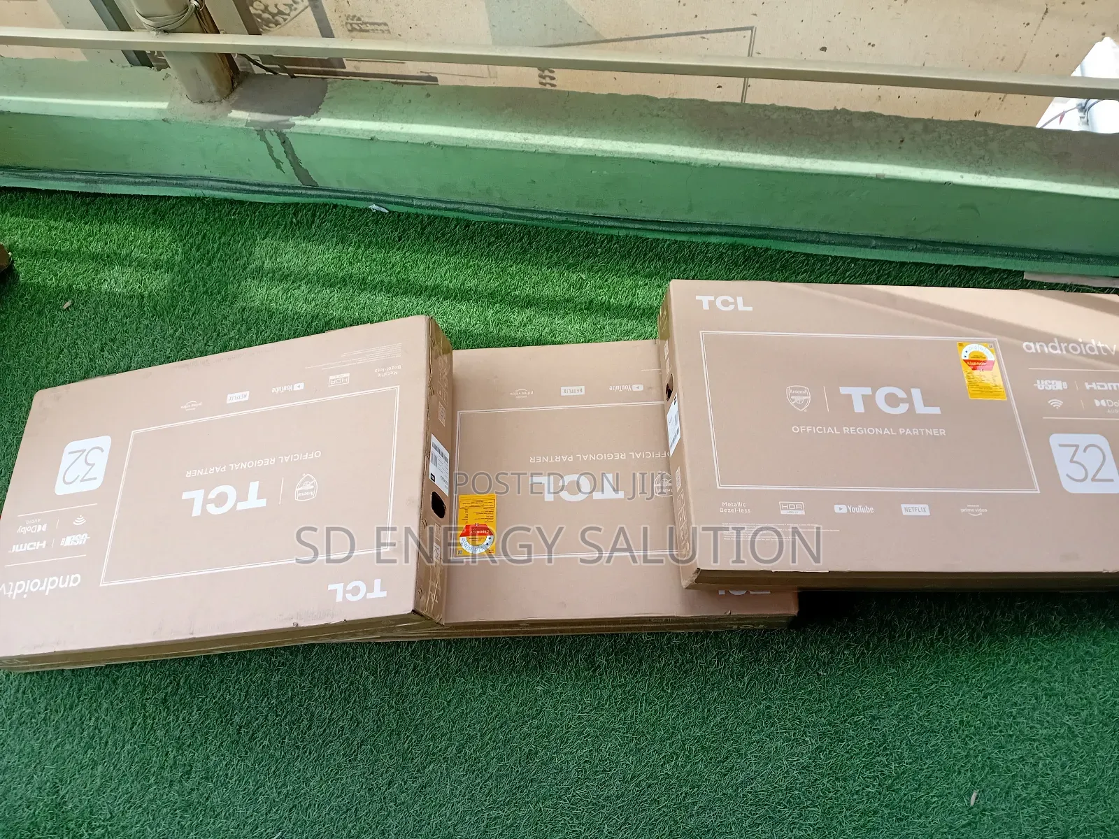 Buy Flush TCL 32inches Gleeful Smart Tv