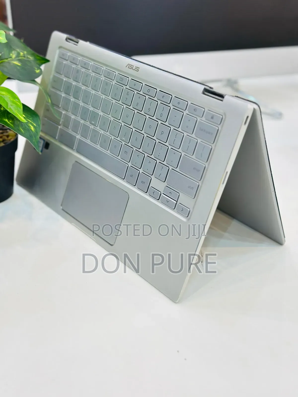 New Laptop Asus Chromebook C300 8GB Intel Core I5 SSD 256GB