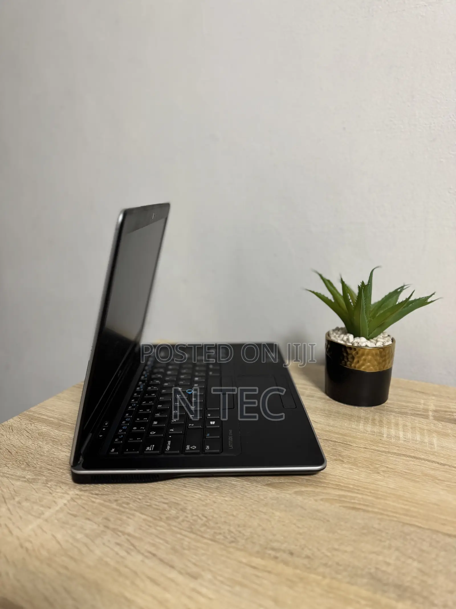 Laptop Dell Latitude E7450 8GB Intel Core I7 SSD 256GB