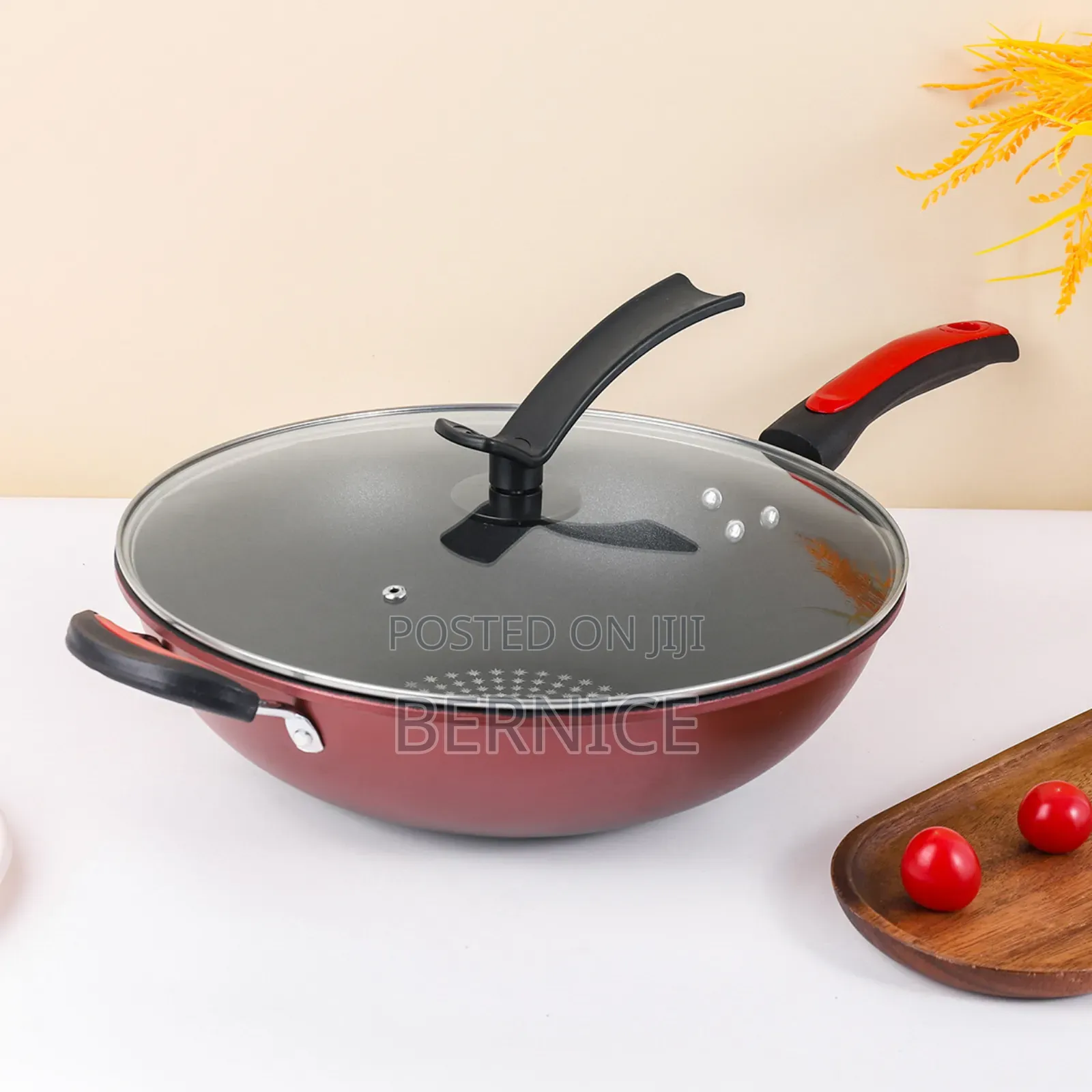 **Premium Non-Stick Frying Pan With Glass Lid**