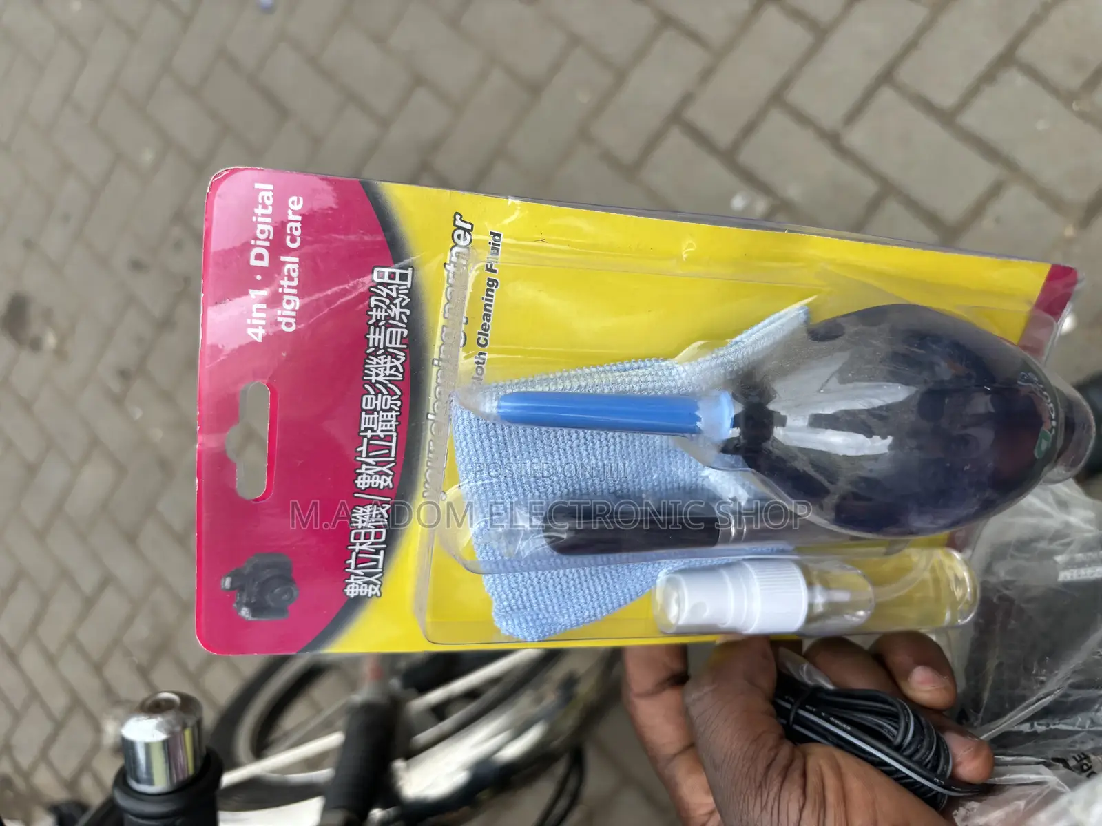 4 in 1 Lens Cleaning Kits
