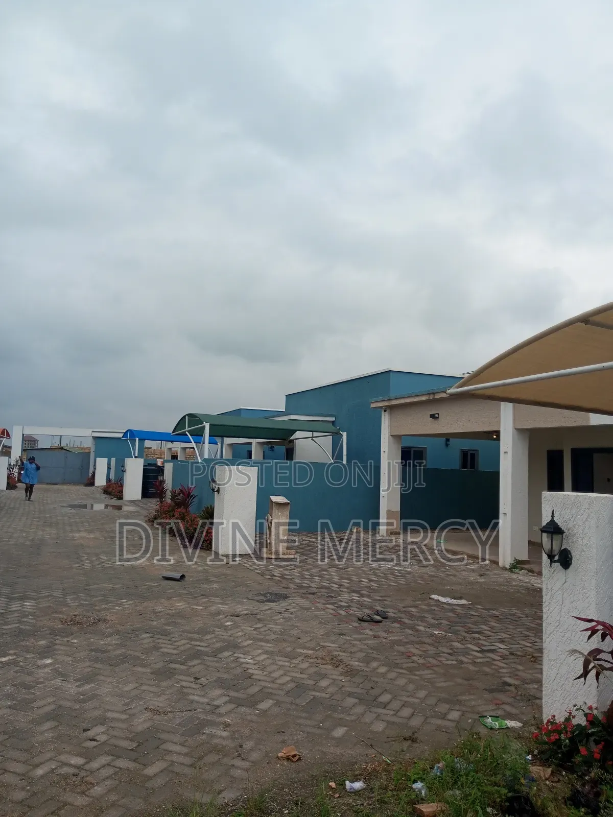 2bdrm Bungalow in Kasoa Ashalaja, Awutu Senya East Municipal for sale