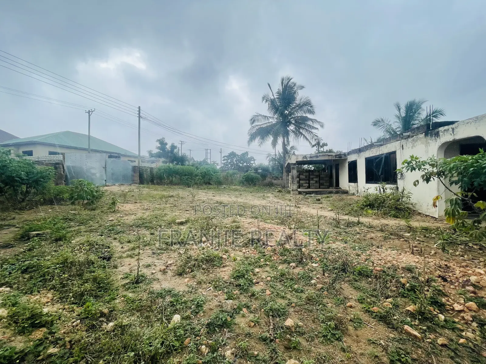 4bdrm House in Franjie Realty, Weija for sale