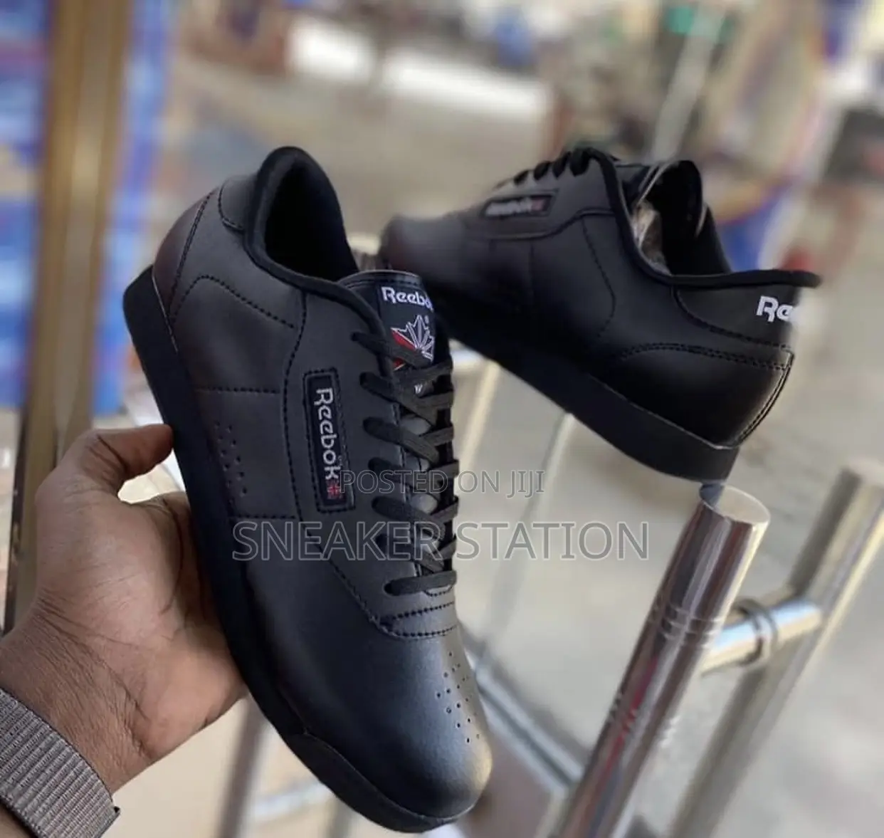 Reebok Classic Princess Sneaker All Black