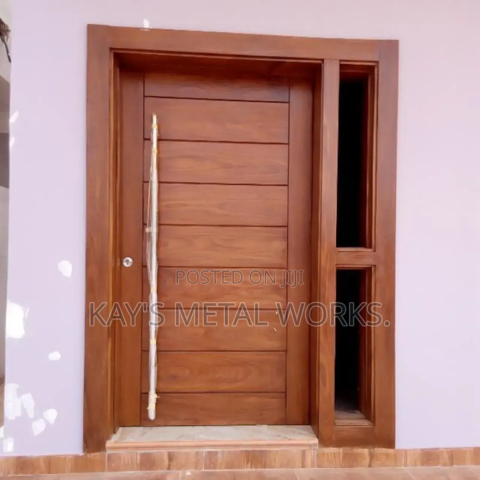 Mahogany Stain Spraying ( Woody )