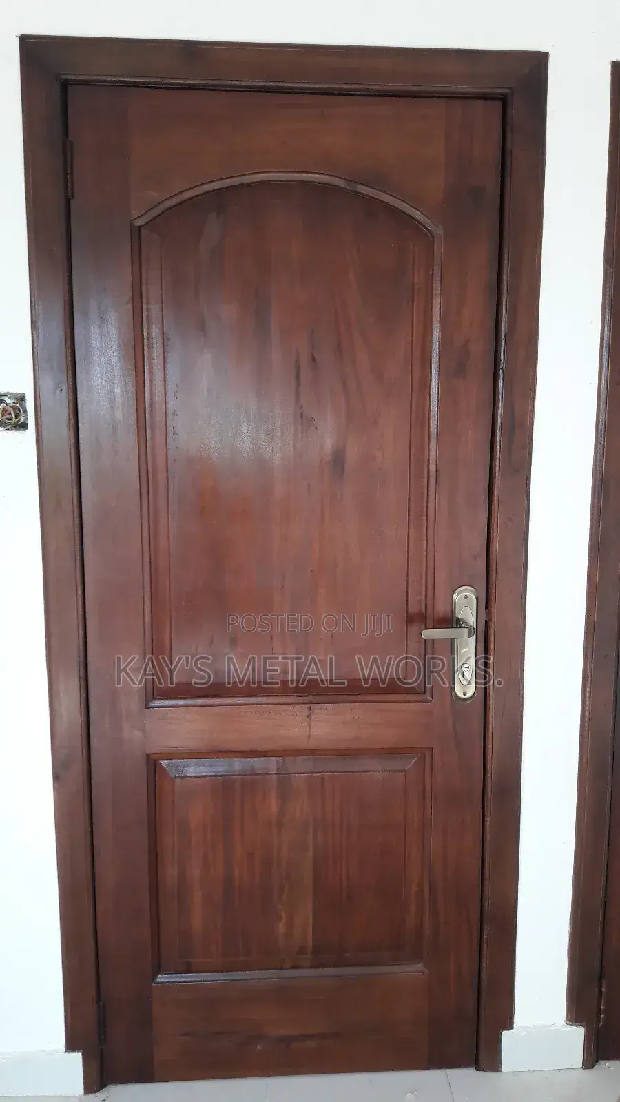 Woody Spraying. (Furnitures)
