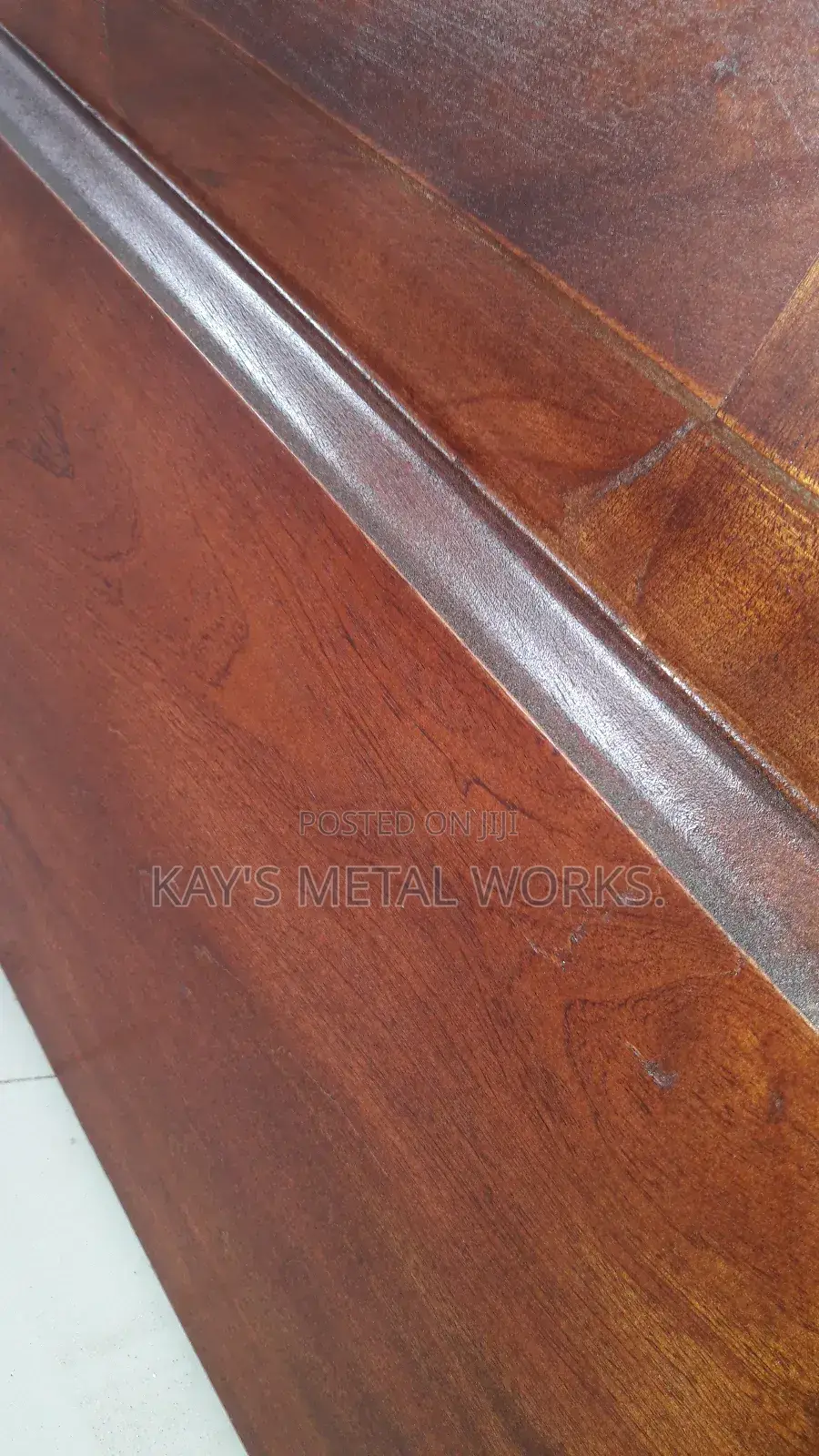 Woody Spraying. (Furnitures)