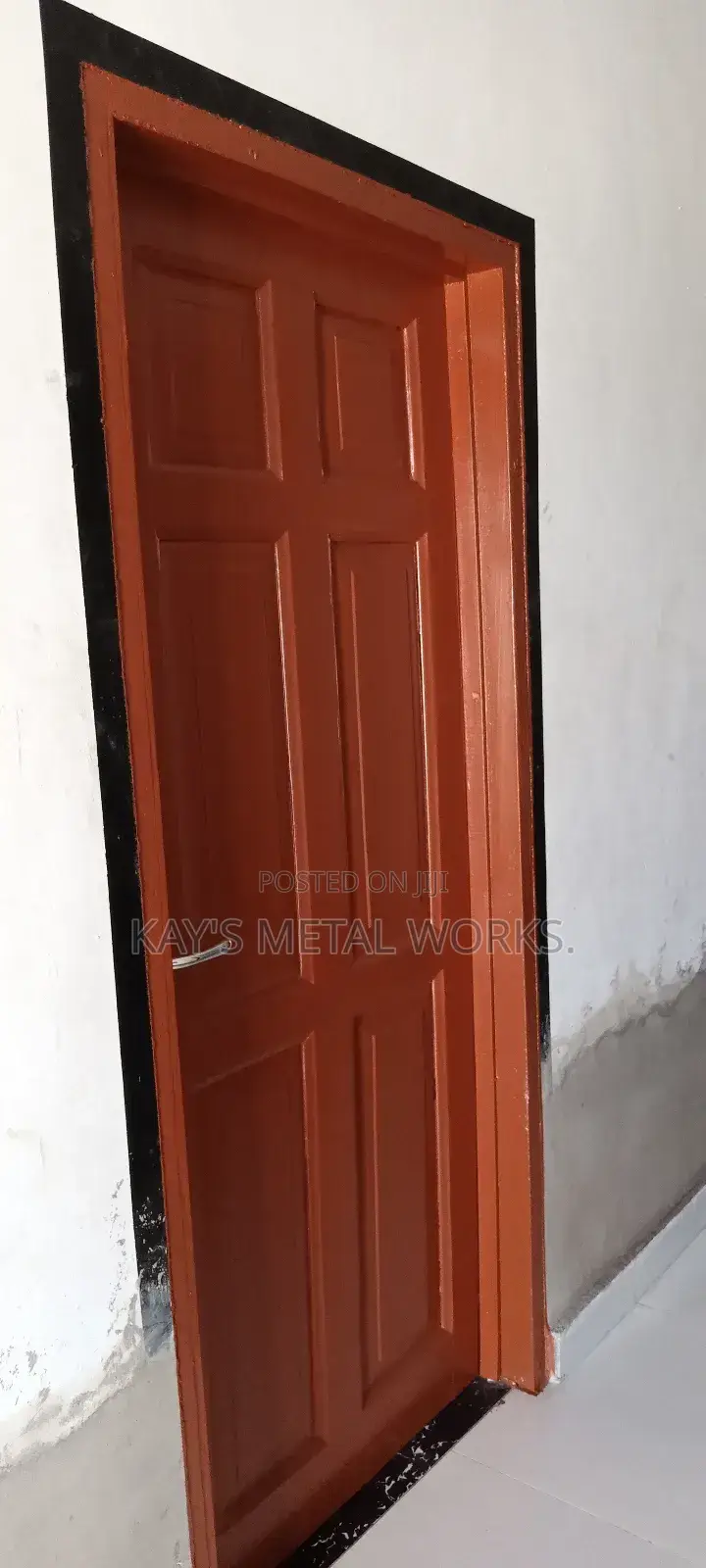 Brown Color Spraying