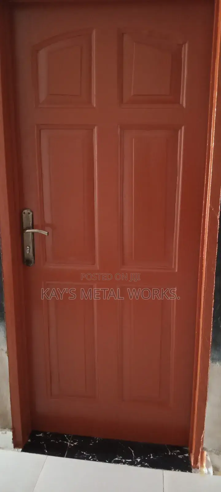 Brown Color Spraying