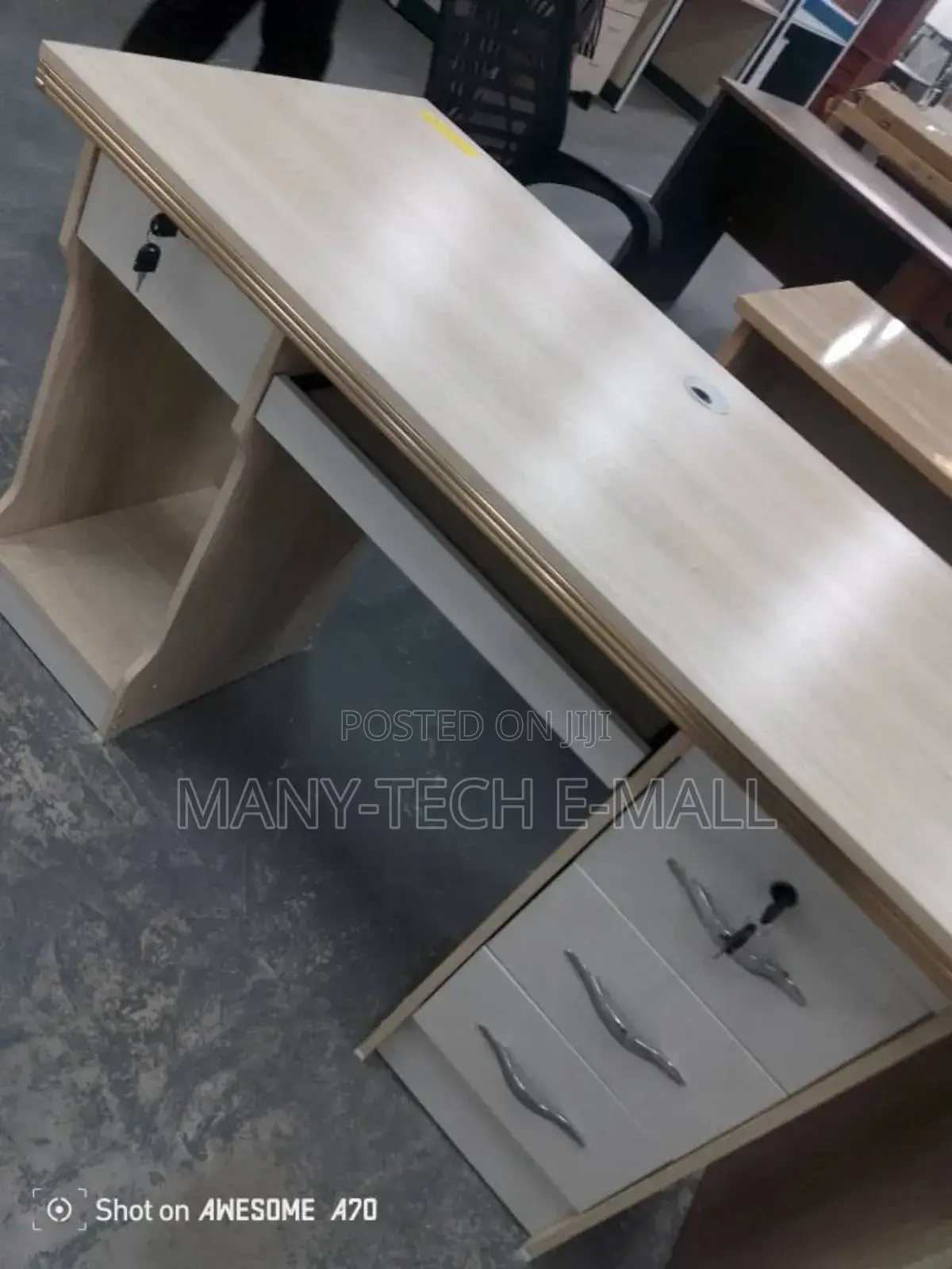 Modern Study / Office Table
