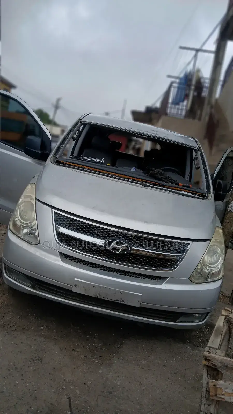Hyundai Starex / H300 Windscreen Available