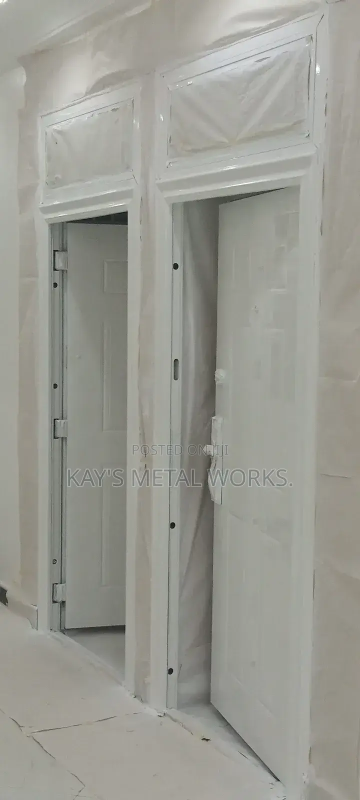 Foreign Metal Doors Spraying