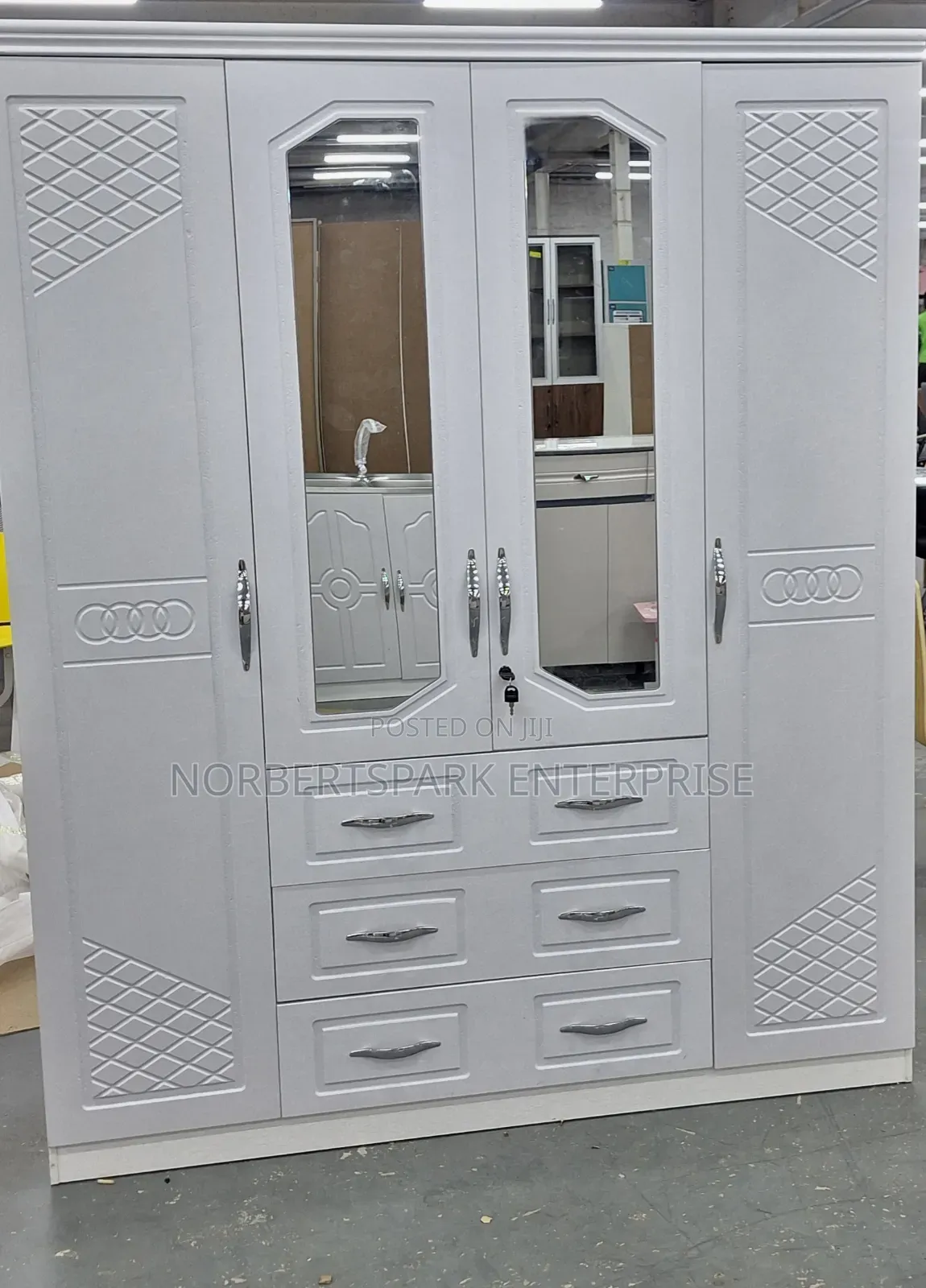 Wardrobe (Wd9974)