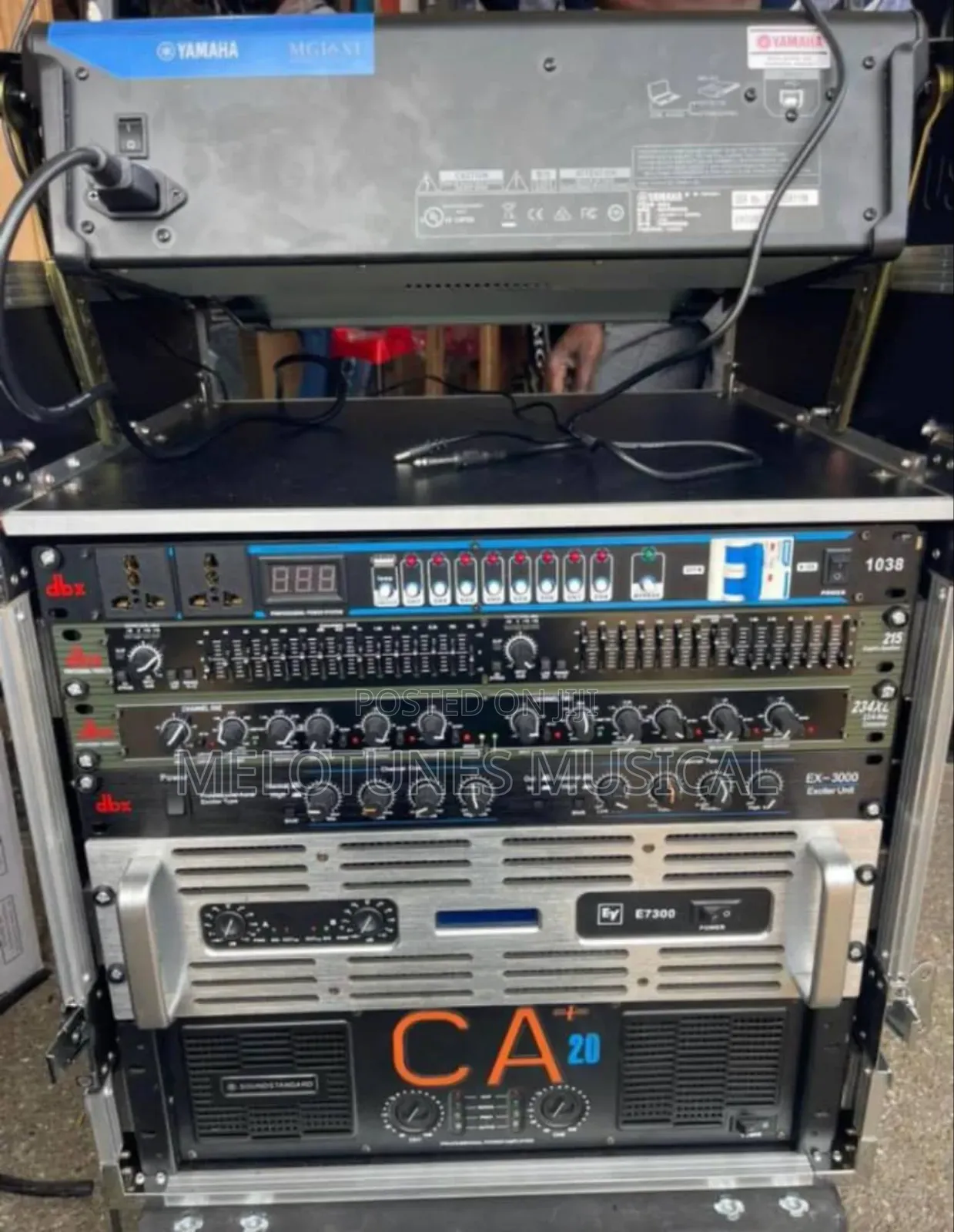 Perfect Amplifier Rack Set for Speakers