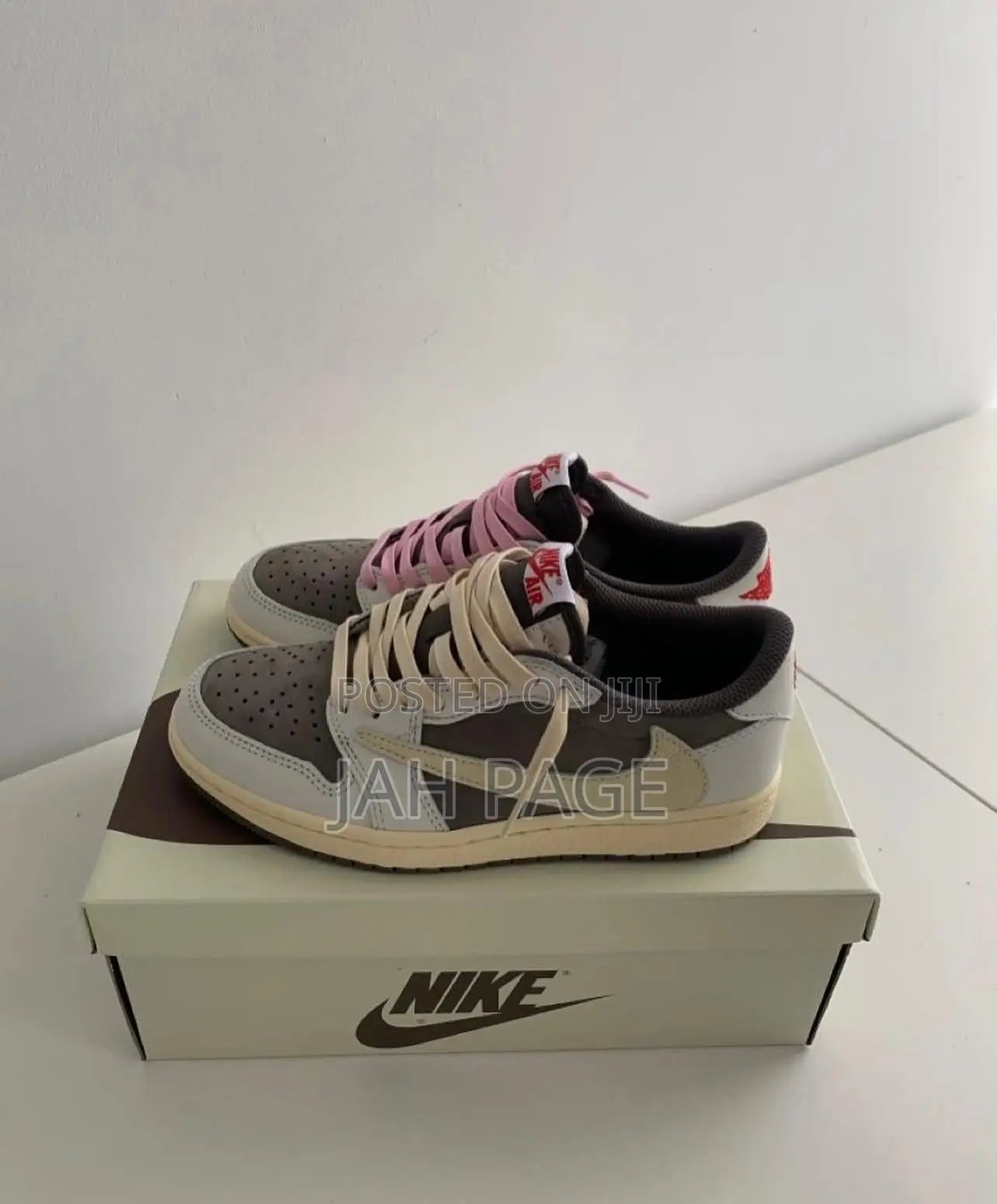 Nike Travis Scott Low Sneakers - Brown/White