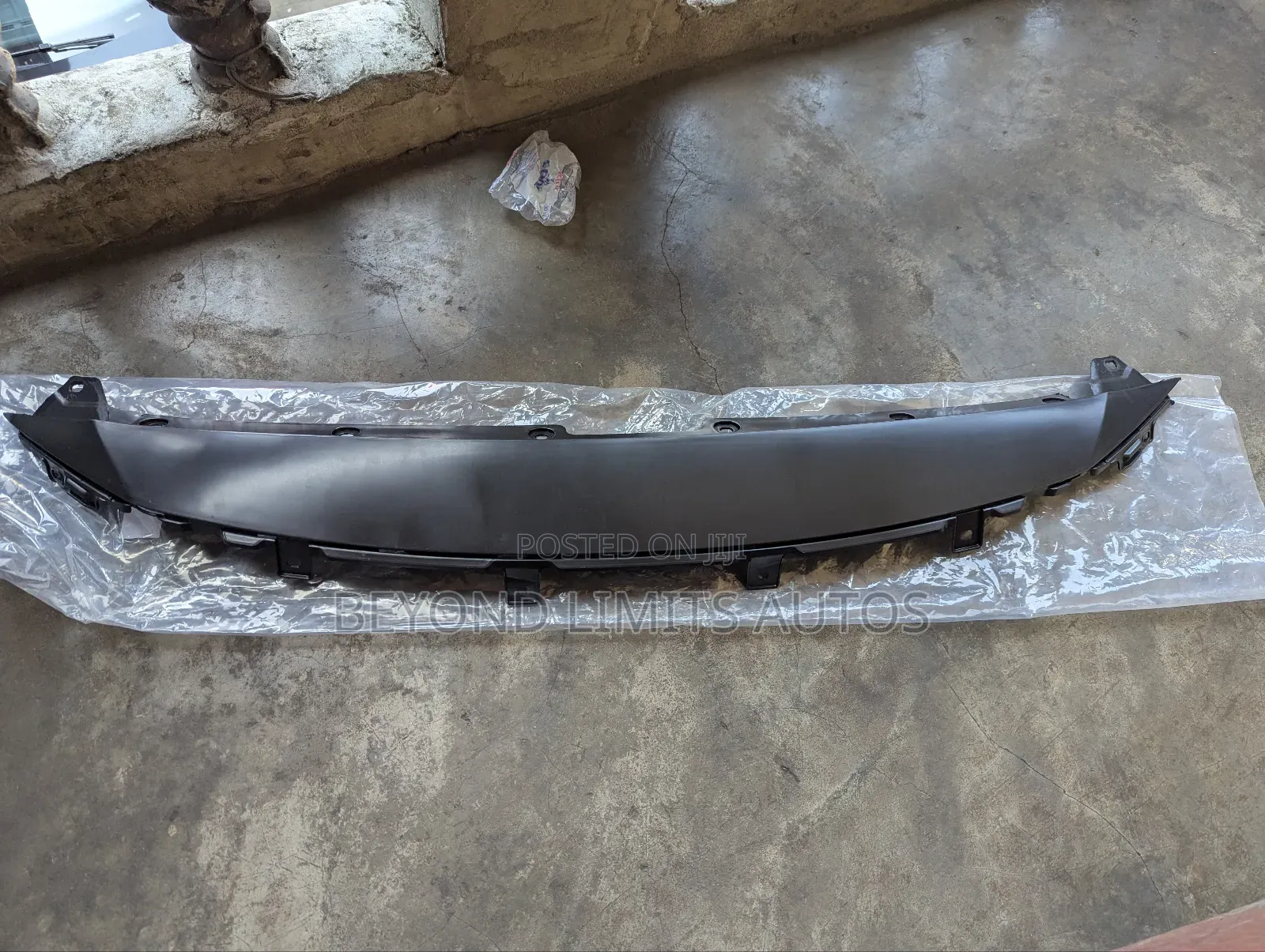 Honda Accord 2018,2019,2020,2021 Bonnet Moulding