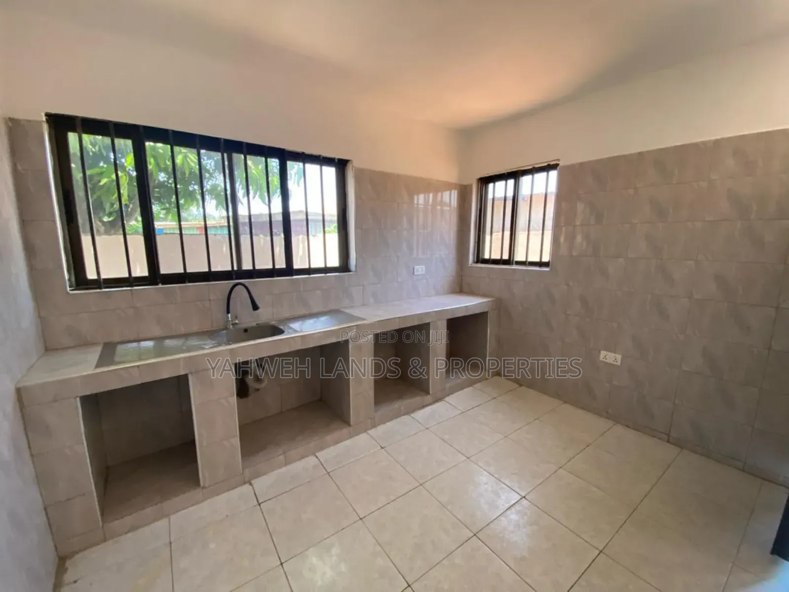 3bdrm House in Nungua for sale