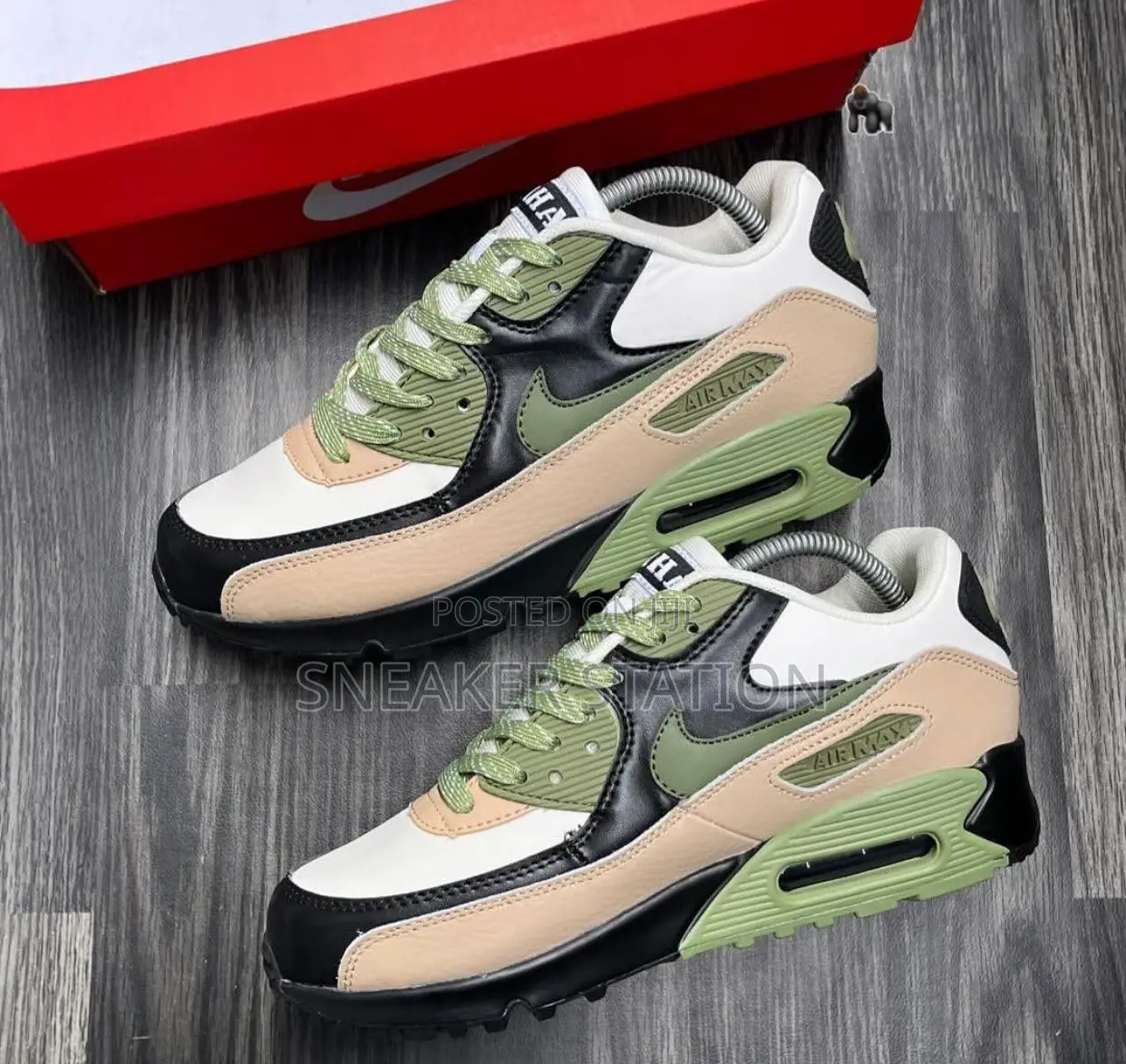 Air Max 90 Surplus Lahar Escape