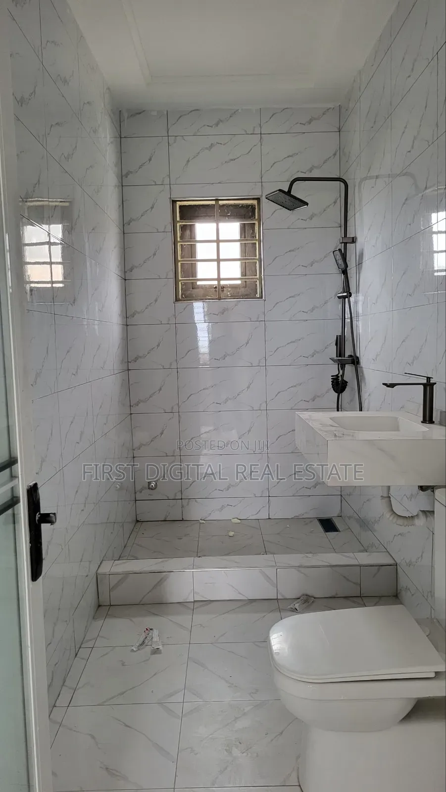 Swimming Pool 3 Bedroom for Sale at Bontianor Hills