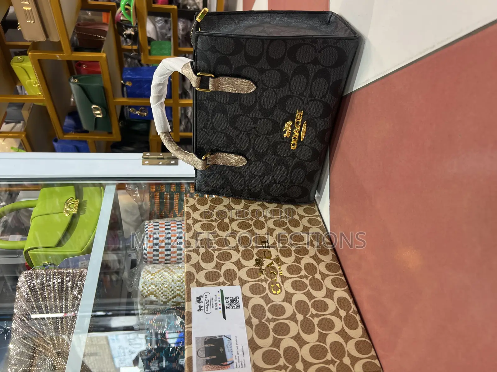 Quality and Classic Coach Bag for Ladies