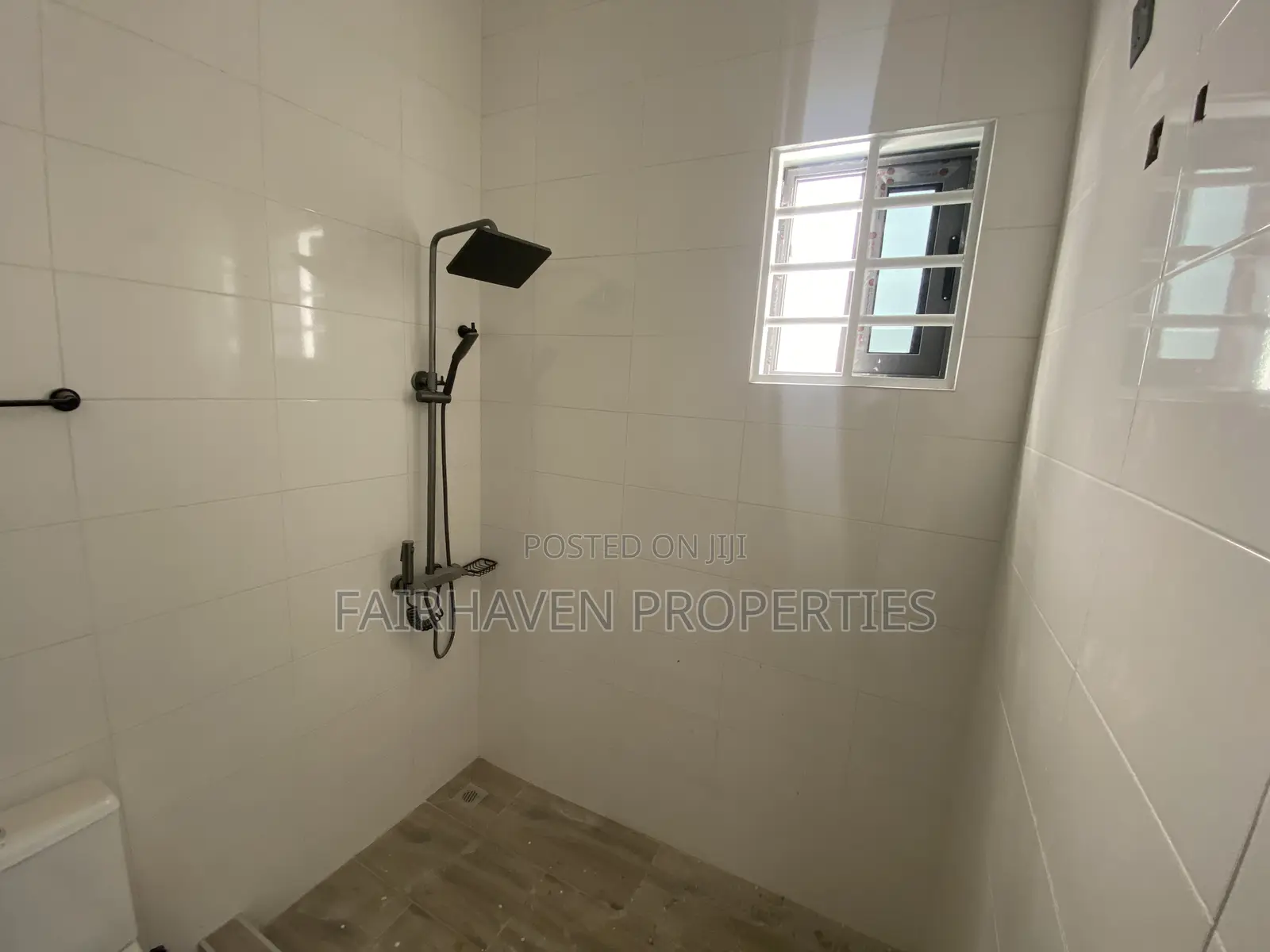 3bdrm House in Fairhaven Properties, Sakumono for sale