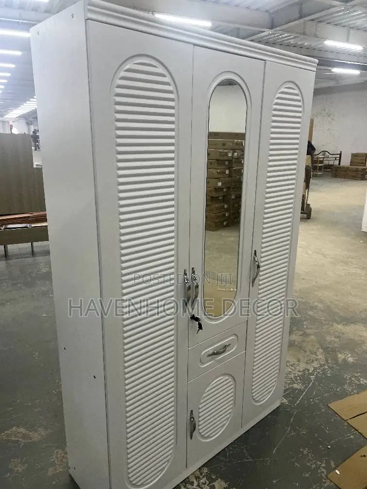 3 Doors Wardrobe (Imported)