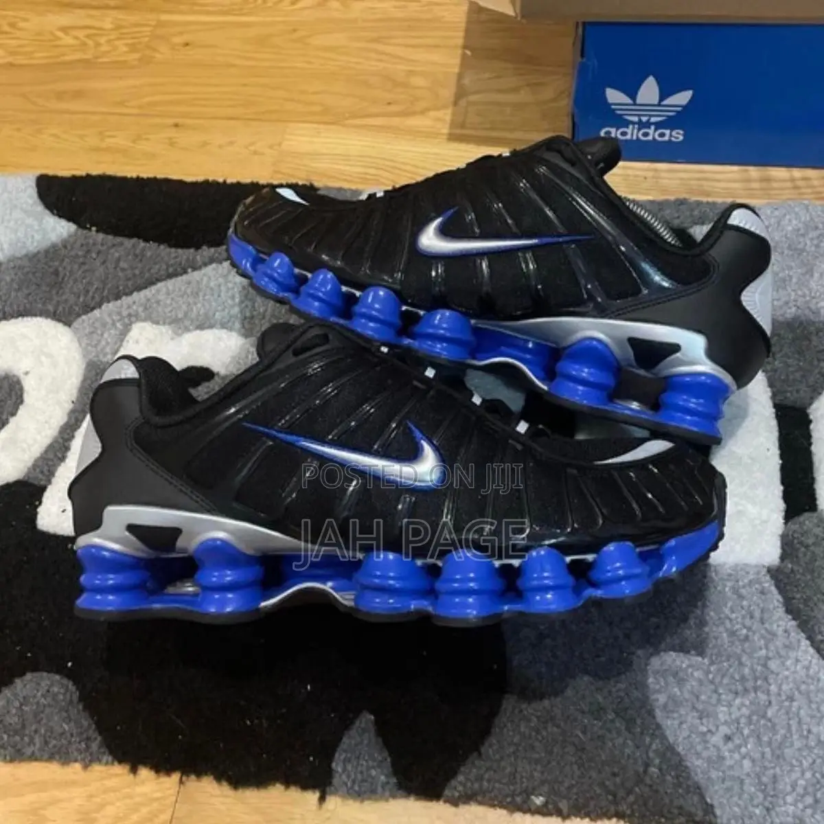 Nike Shocks
