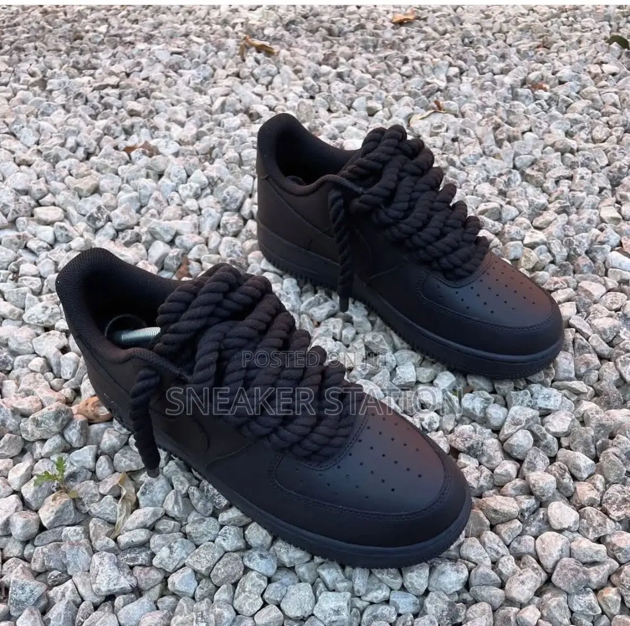 Nike Air Force 1 Big Laces Black