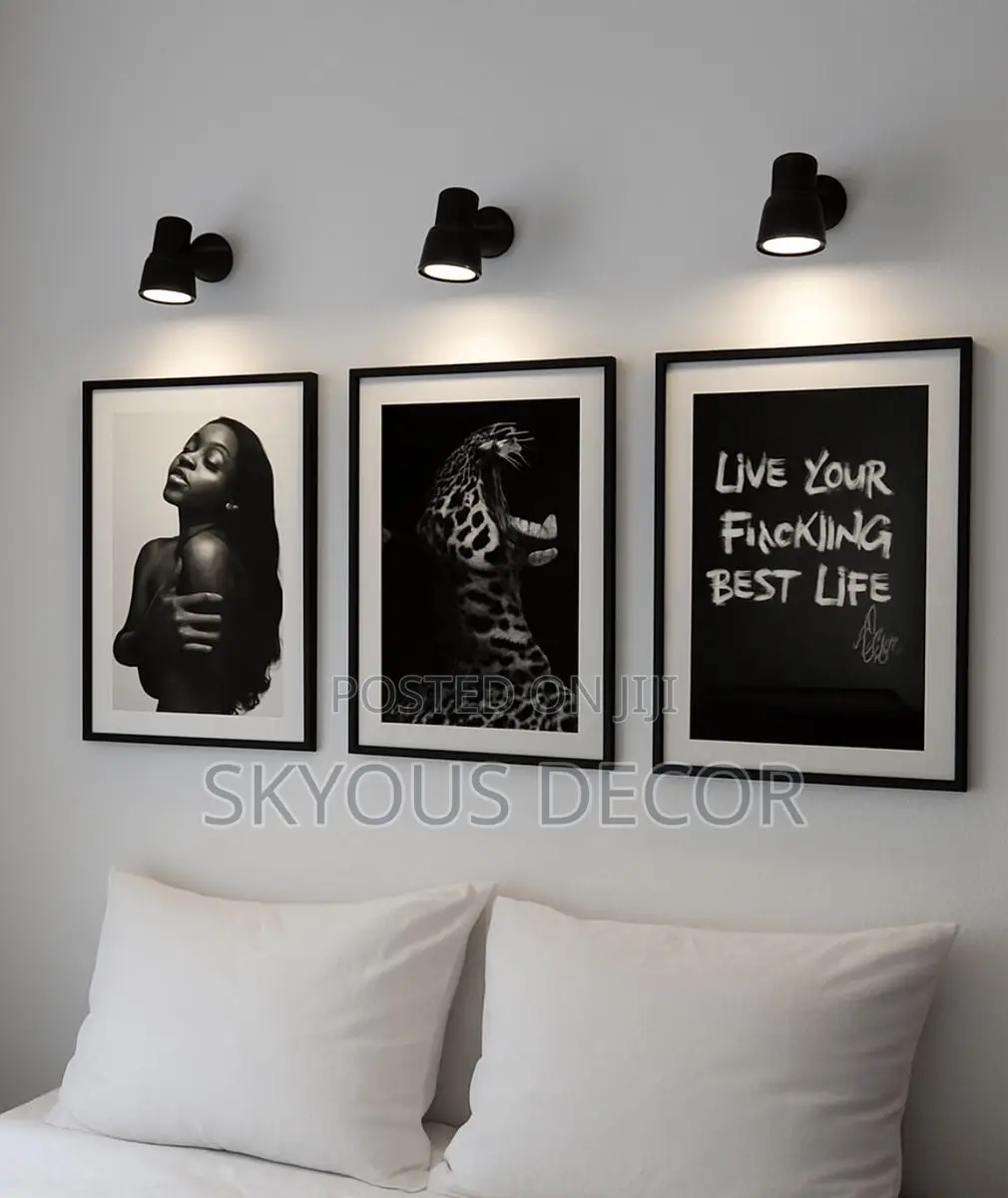3 Sett B N W Photo Frame Price for 1