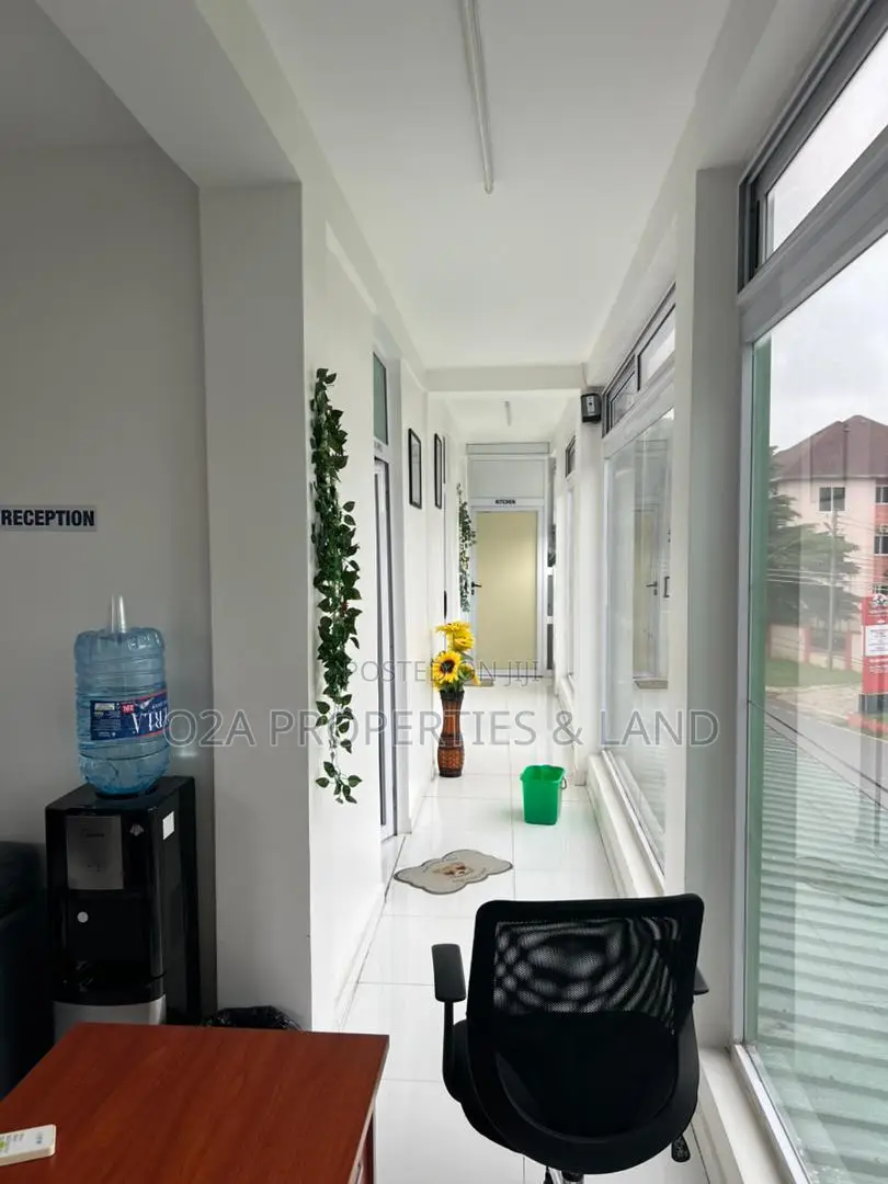 Executive Commercial Space