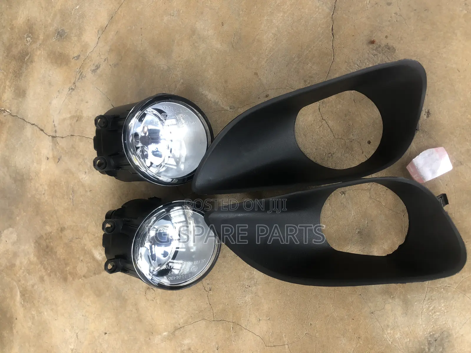 Toyota Yaris 2007-2010 Foglight And Cover Saloon
