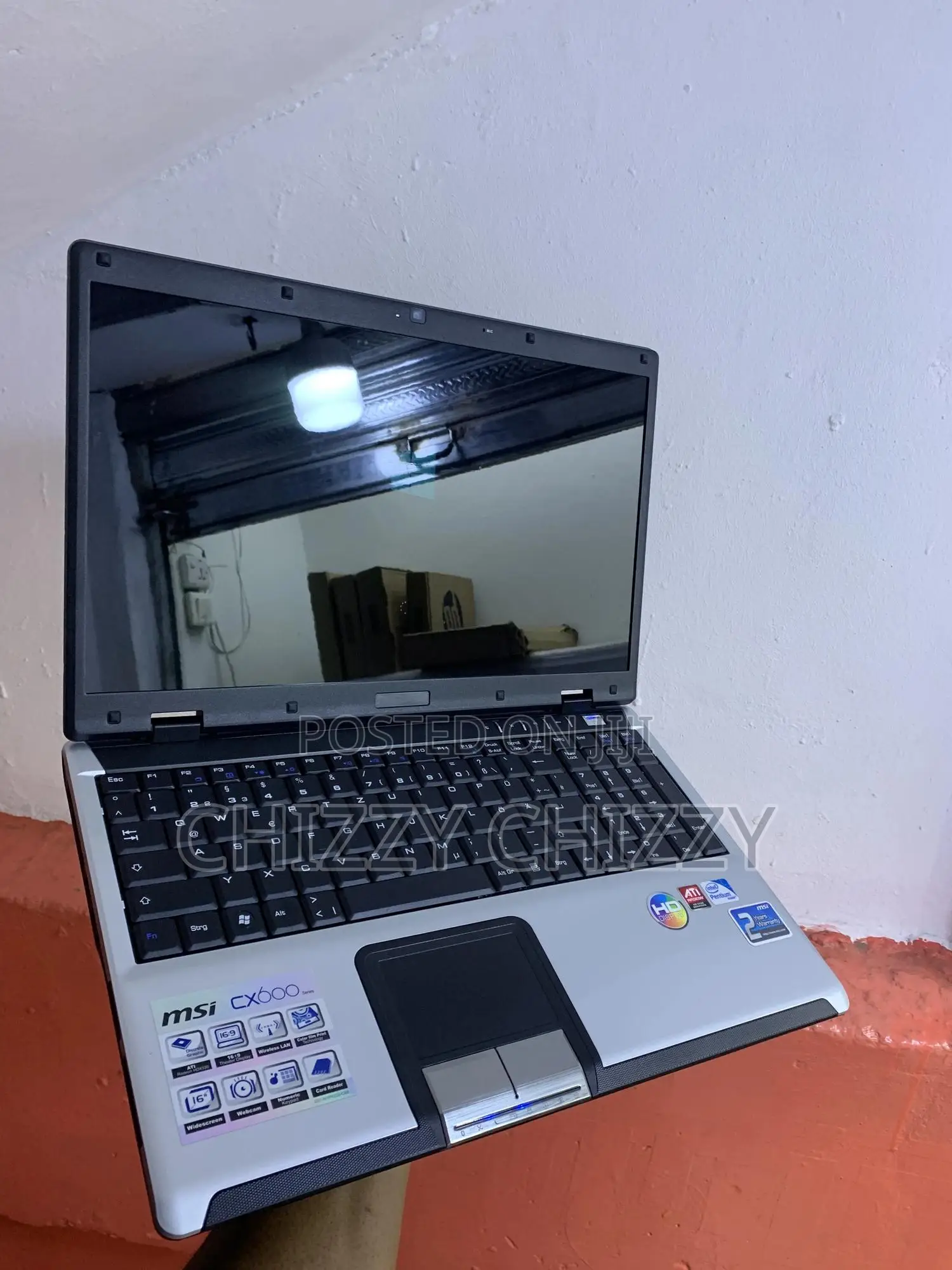 Laptop MSI CX600 4GB Intel Pentium HDD 350GB