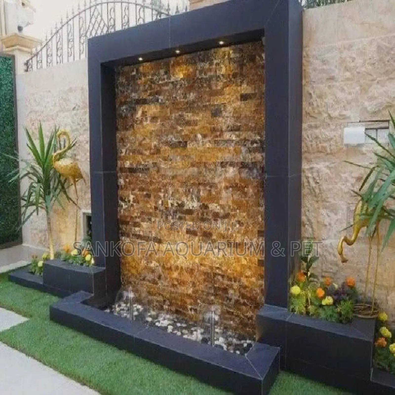 We Build Super Classic Wall Fountain